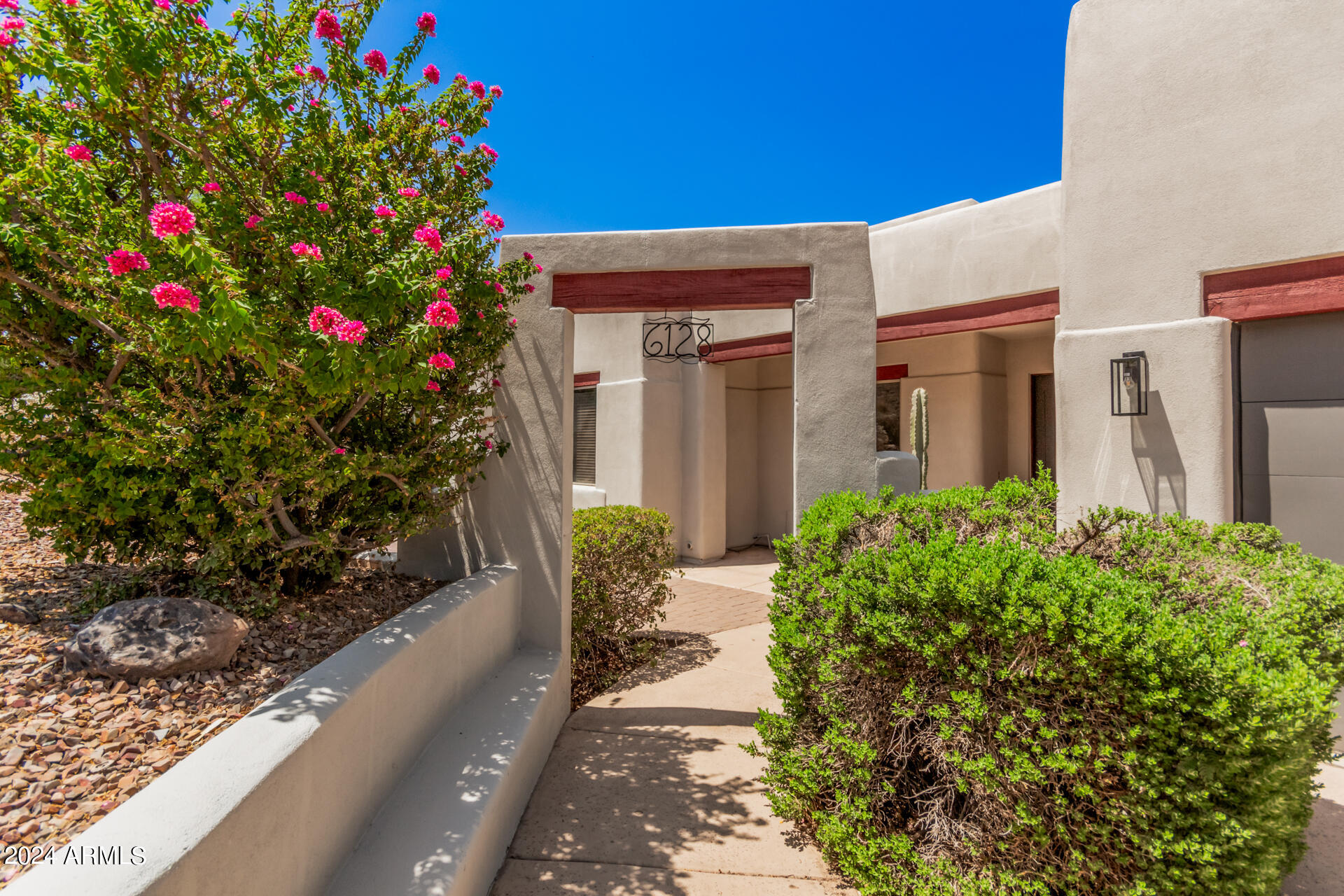 6128 W ALAMEDA Road