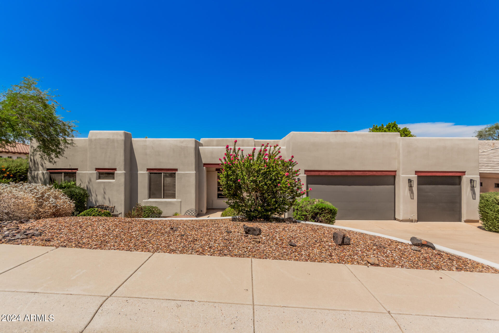 6128 W ALAMEDA Road