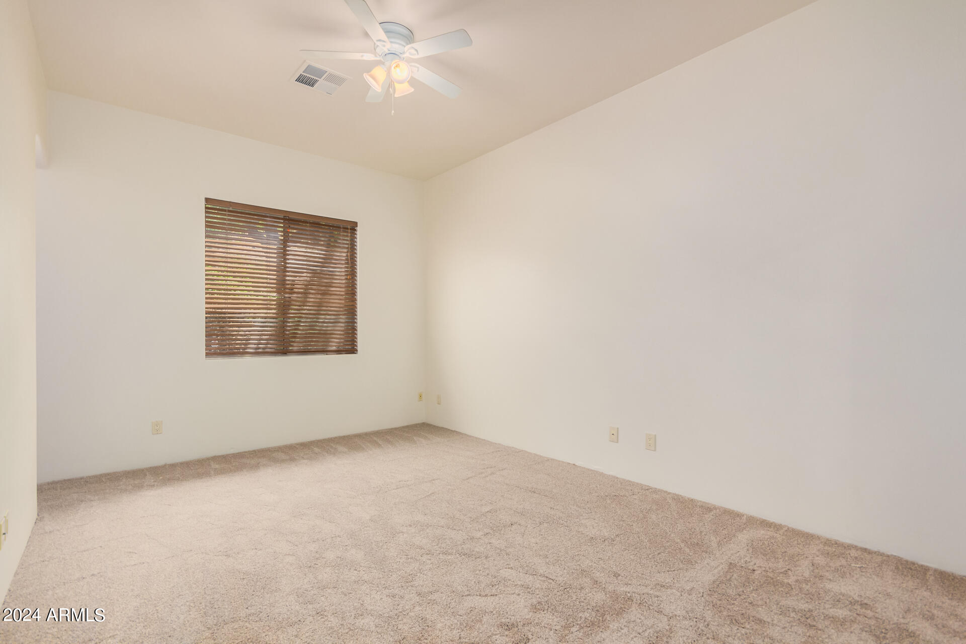 6128 W ALAMEDA Road
