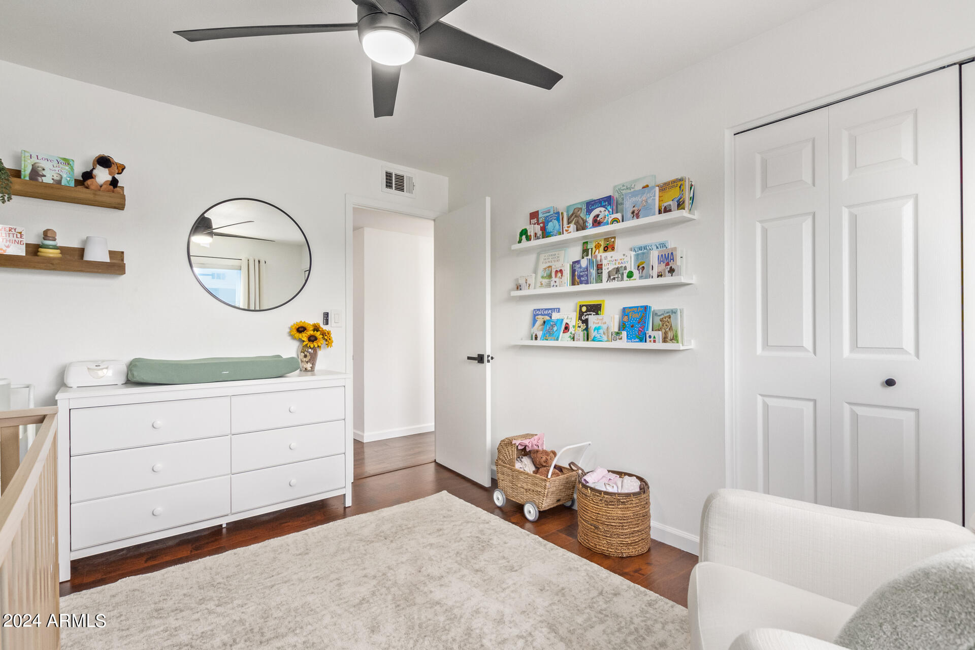 4917 N GRANITE REEF Road