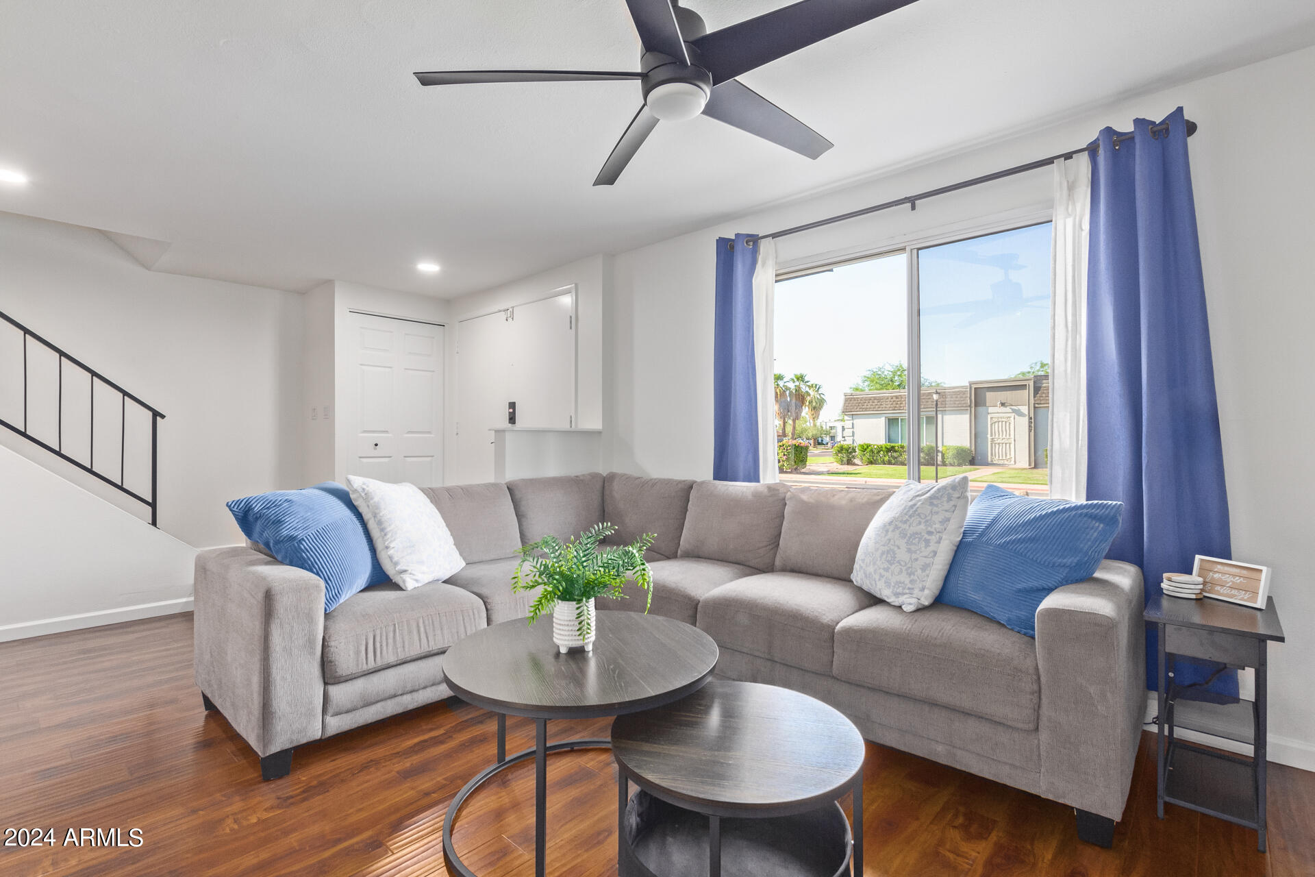 4917 N GRANITE REEF Road