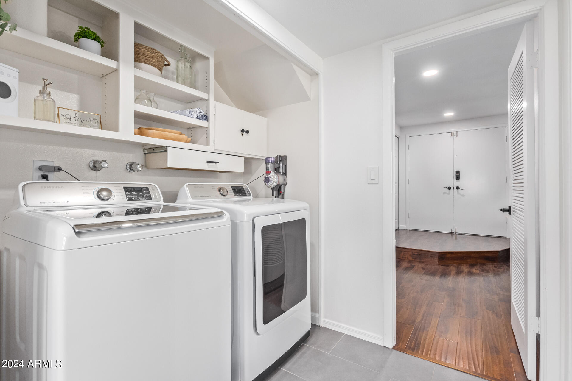 4917 N GRANITE REEF Road