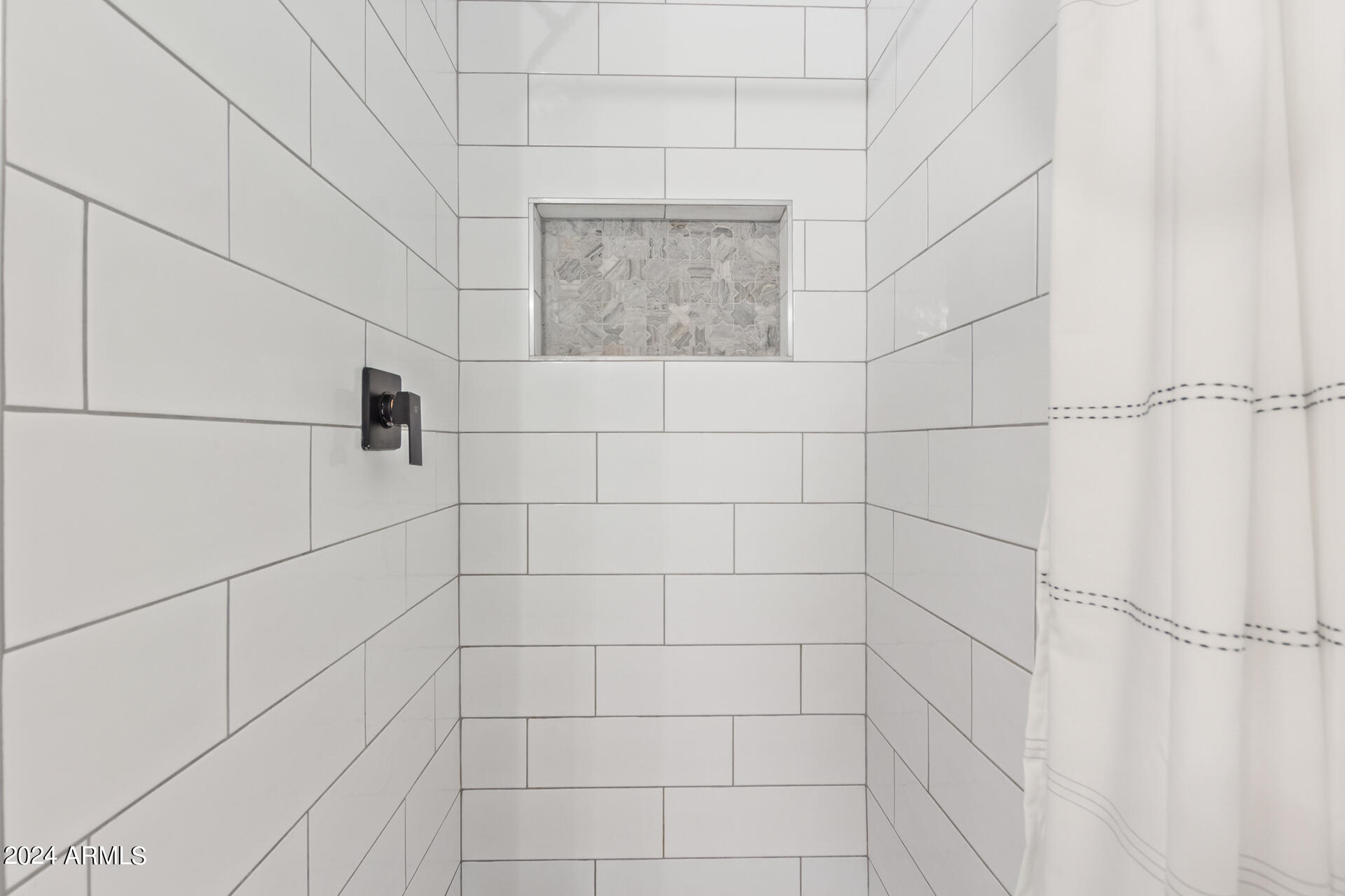 4917 N GRANITE REEF Road