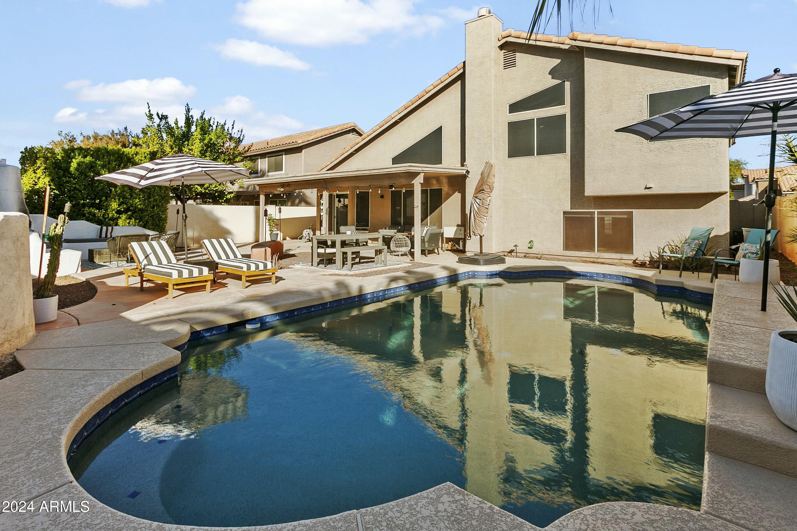 4601 E DESERT CACTUS Street