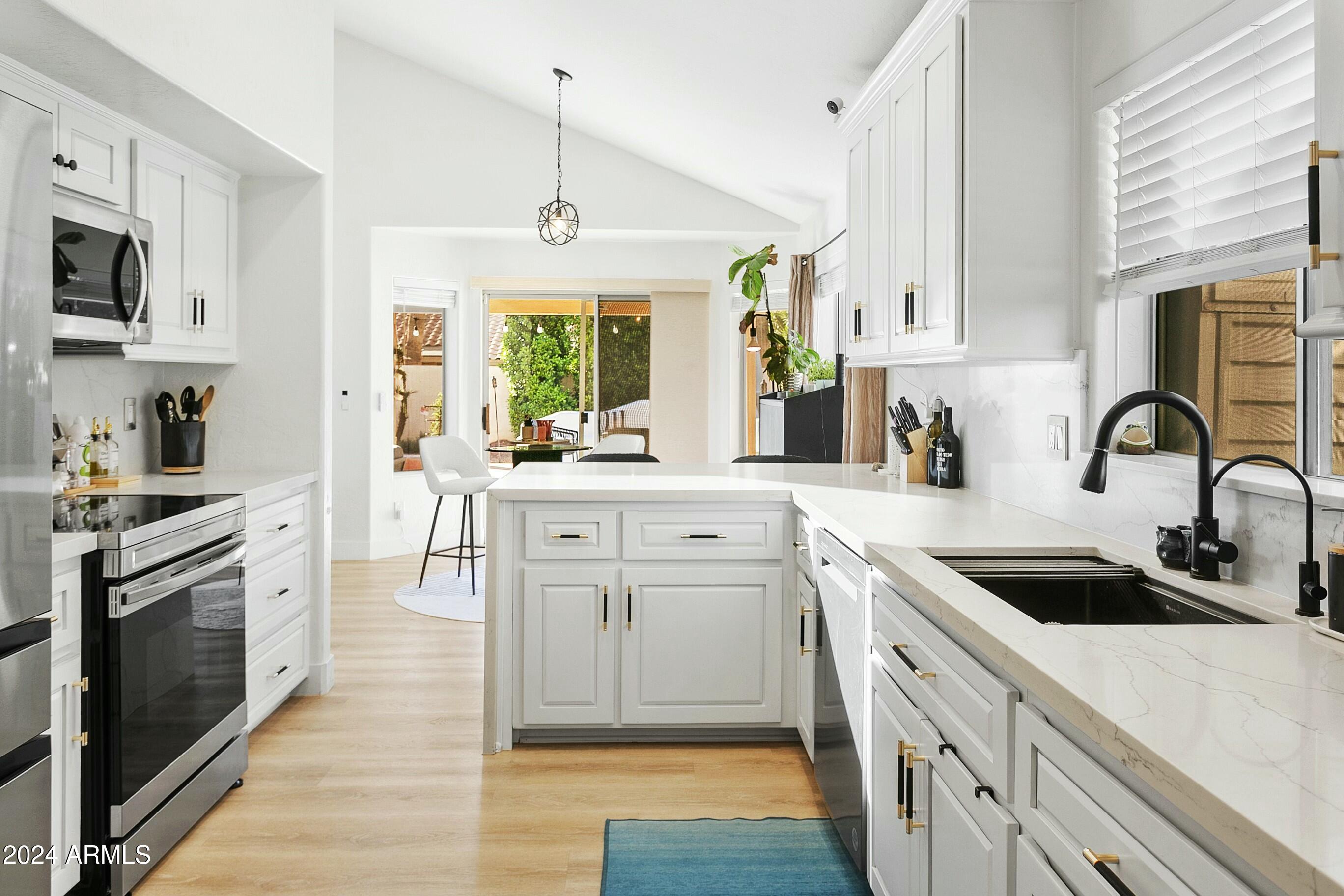 4601 E DESERT CACTUS Street