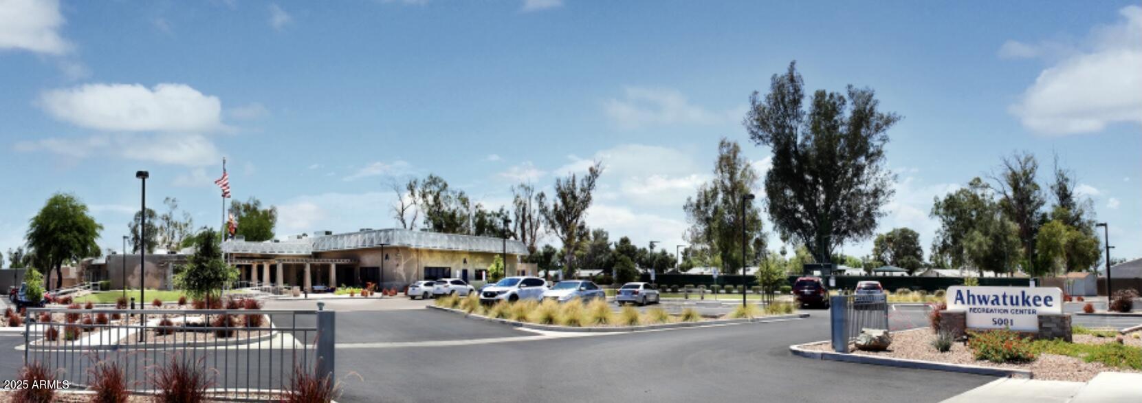 4829 E LAKE POINT Circle