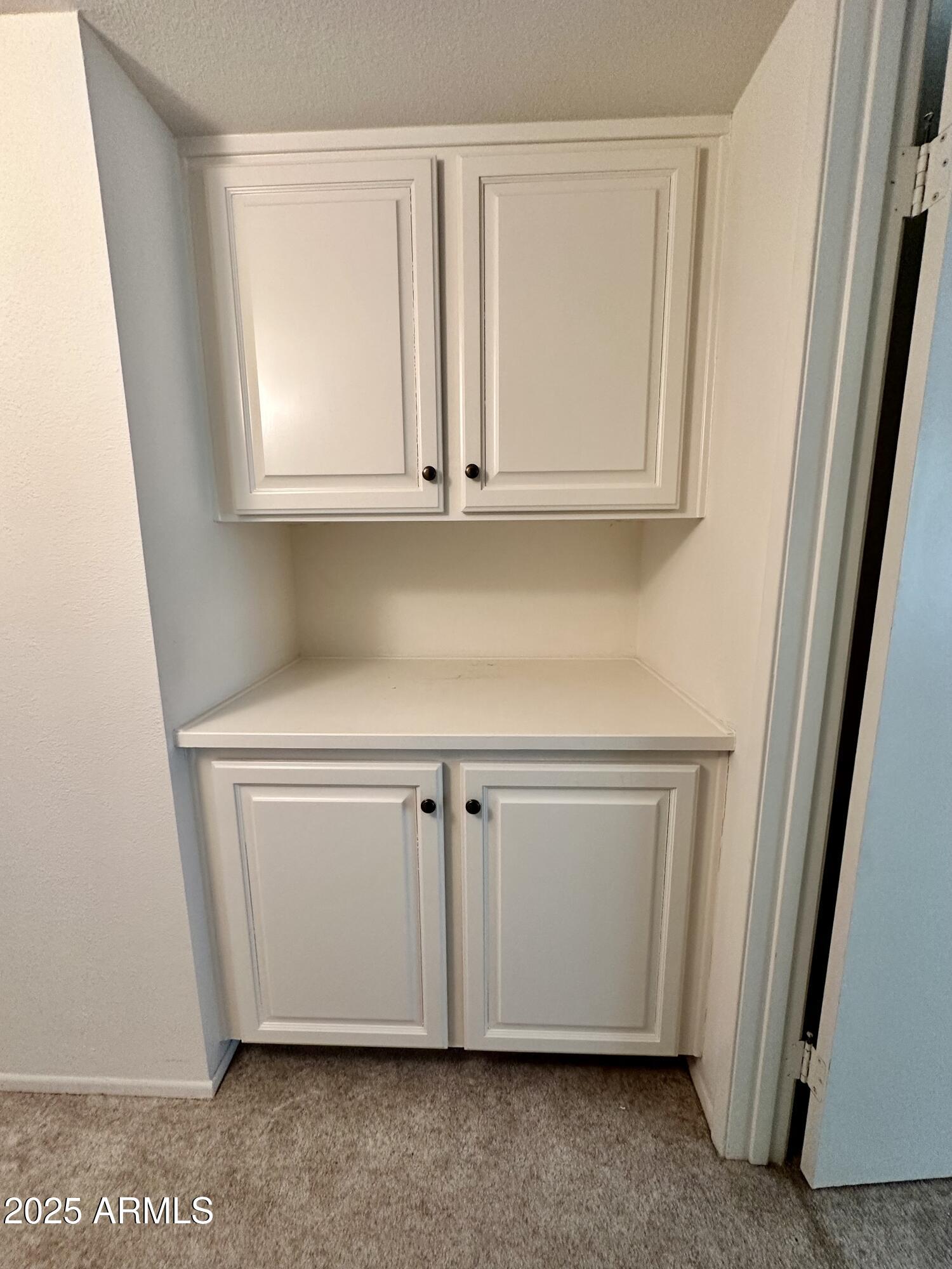 4829 E LAKE POINT Circle