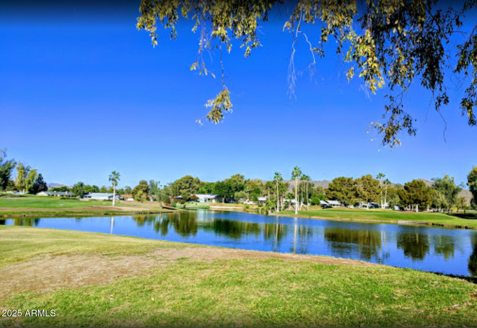 4829 E LAKE POINT Circle