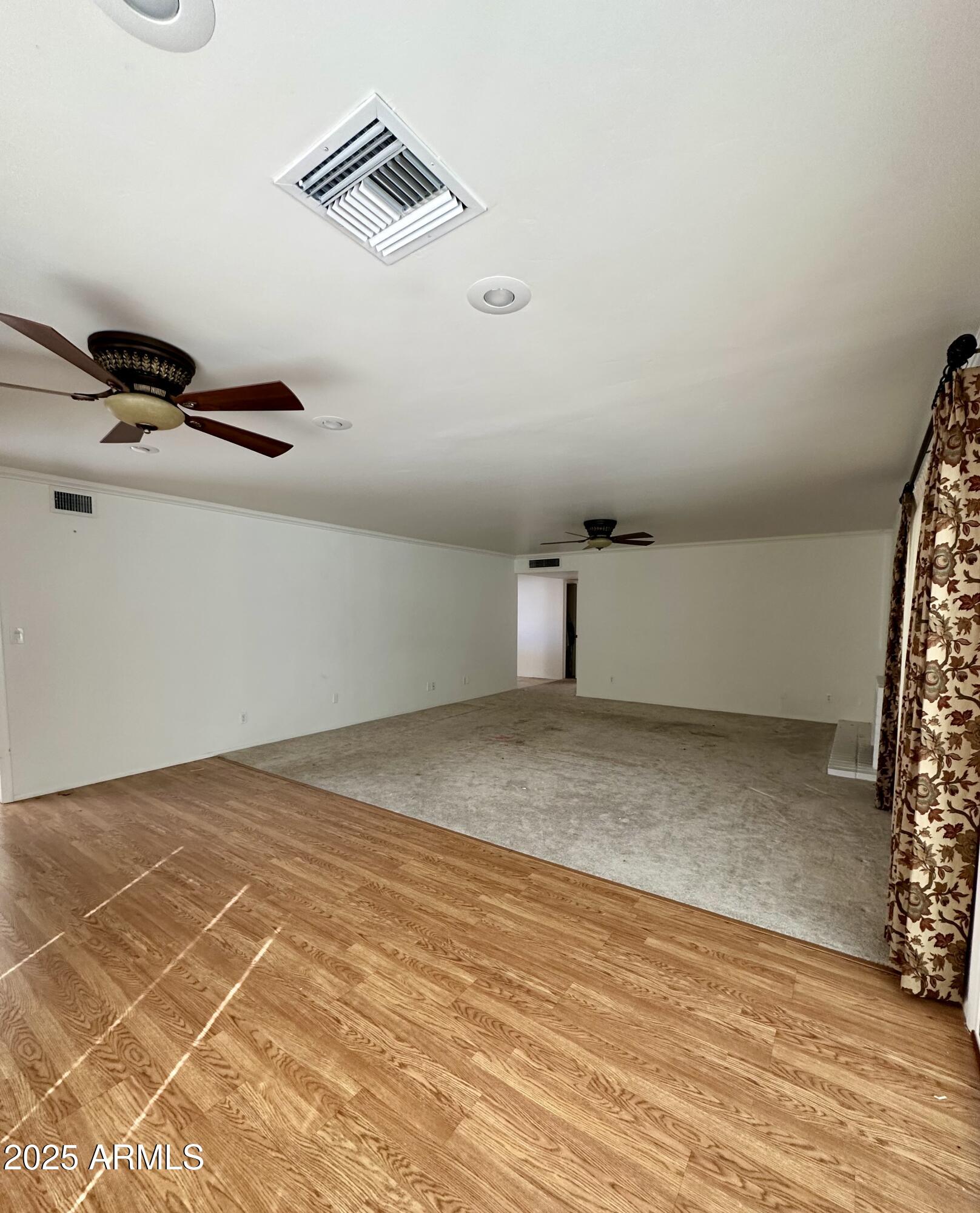 4829 E LAKE POINT Circle