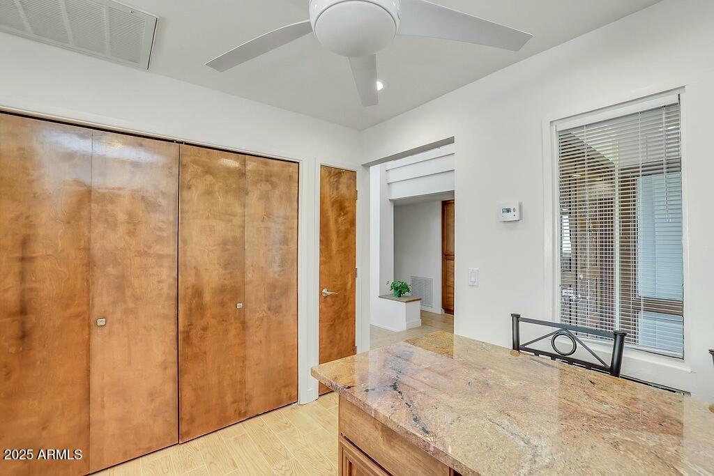 4618 E VALLEY VIEW Drive