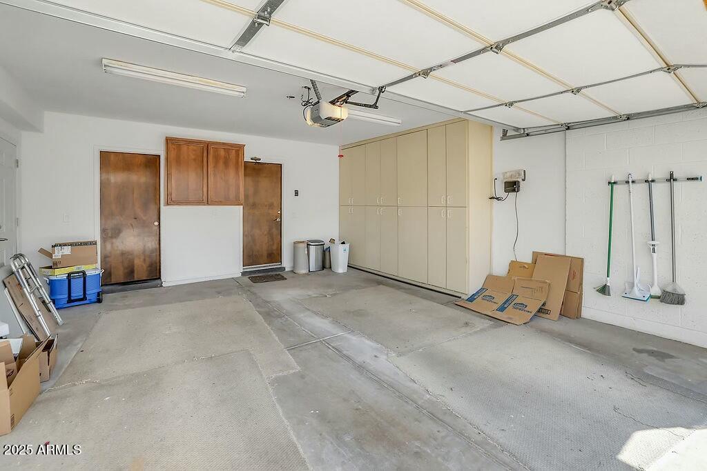 4618 E VALLEY VIEW Drive