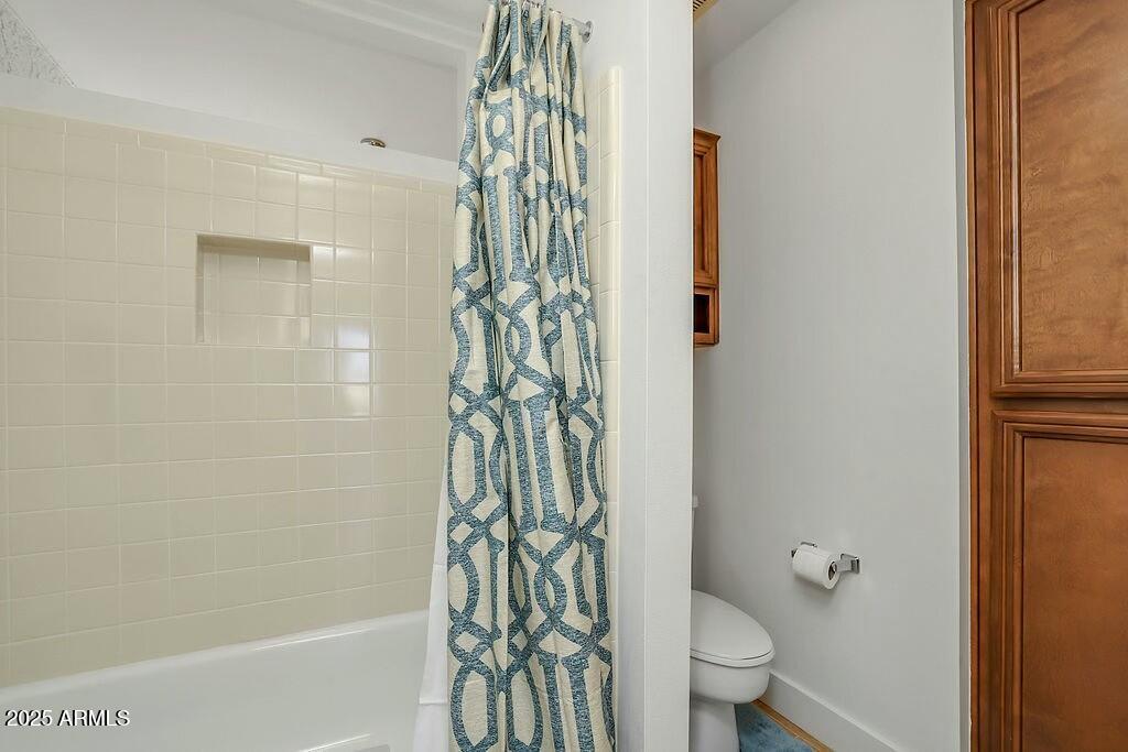 4618 E VALLEY VIEW Drive