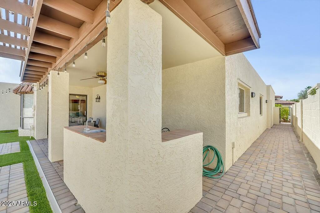 4618 E VALLEY VIEW Drive