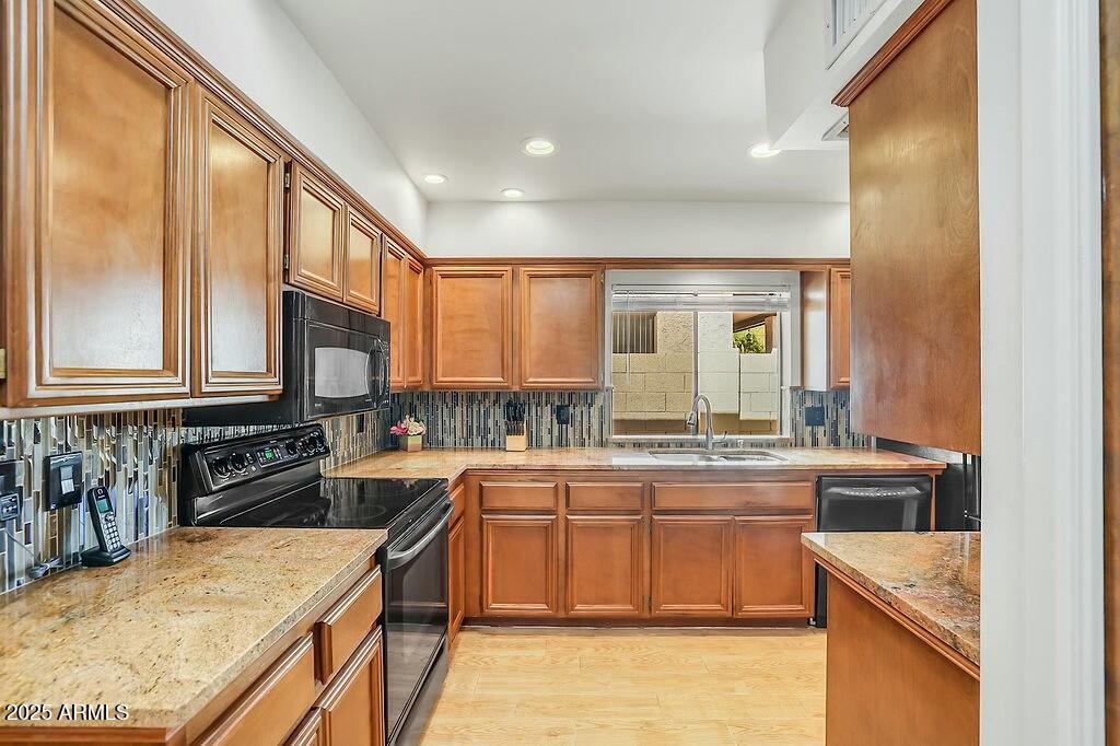 4618 E VALLEY VIEW Drive