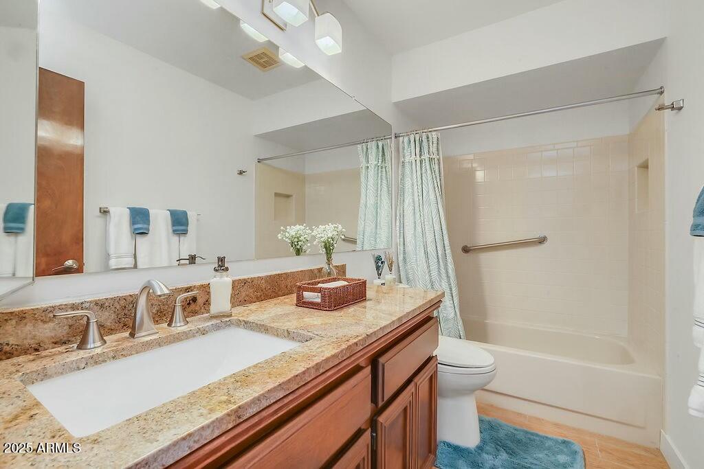 4618 E VALLEY VIEW Drive