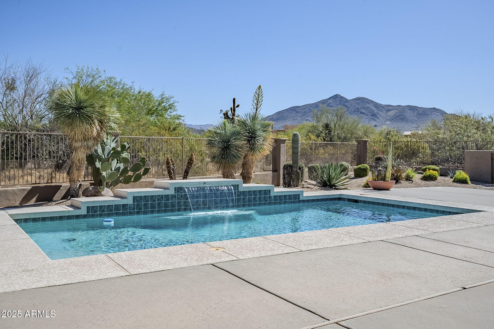 4772 E AGAVE Lane