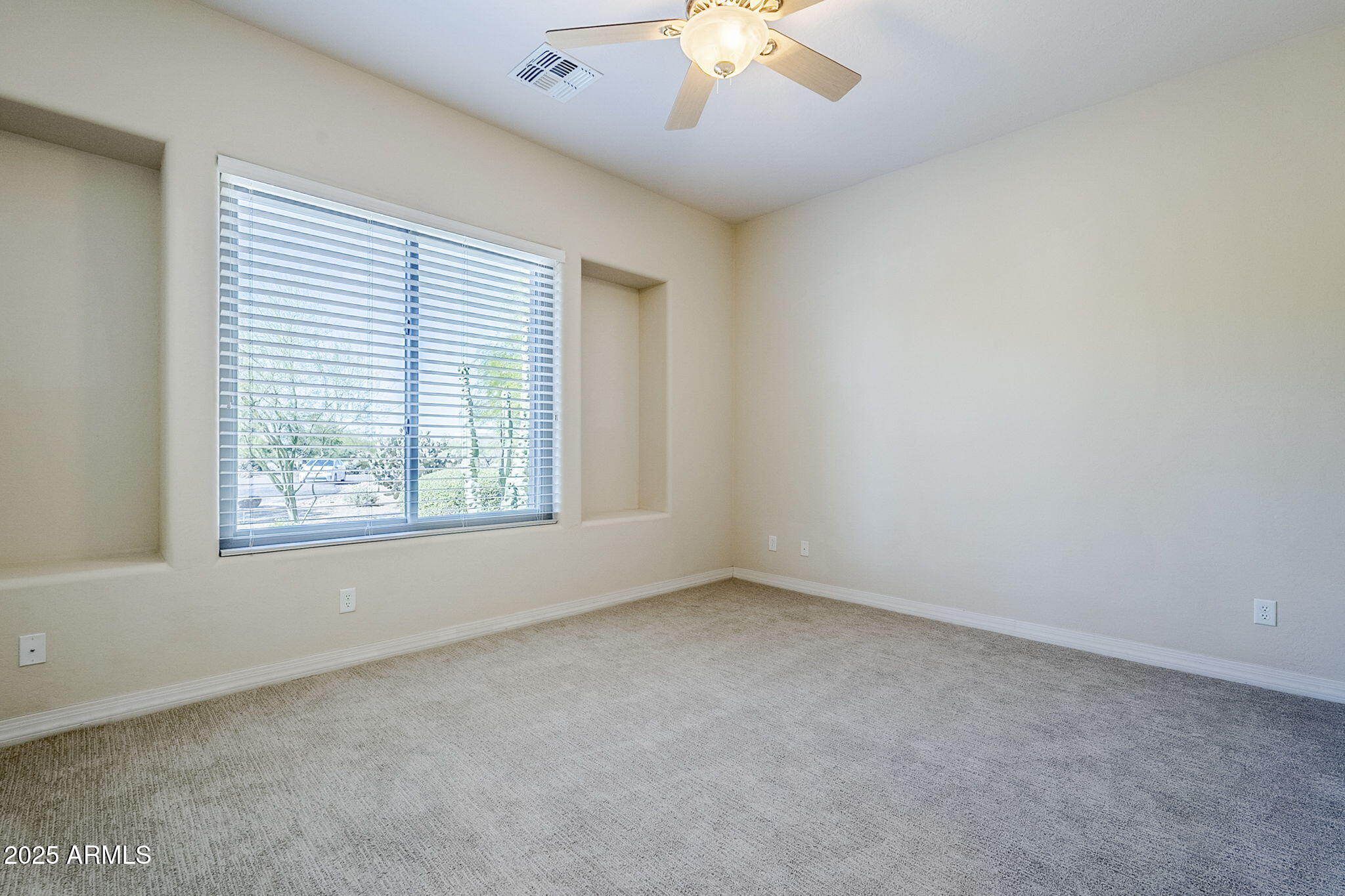 4772 E AGAVE Lane