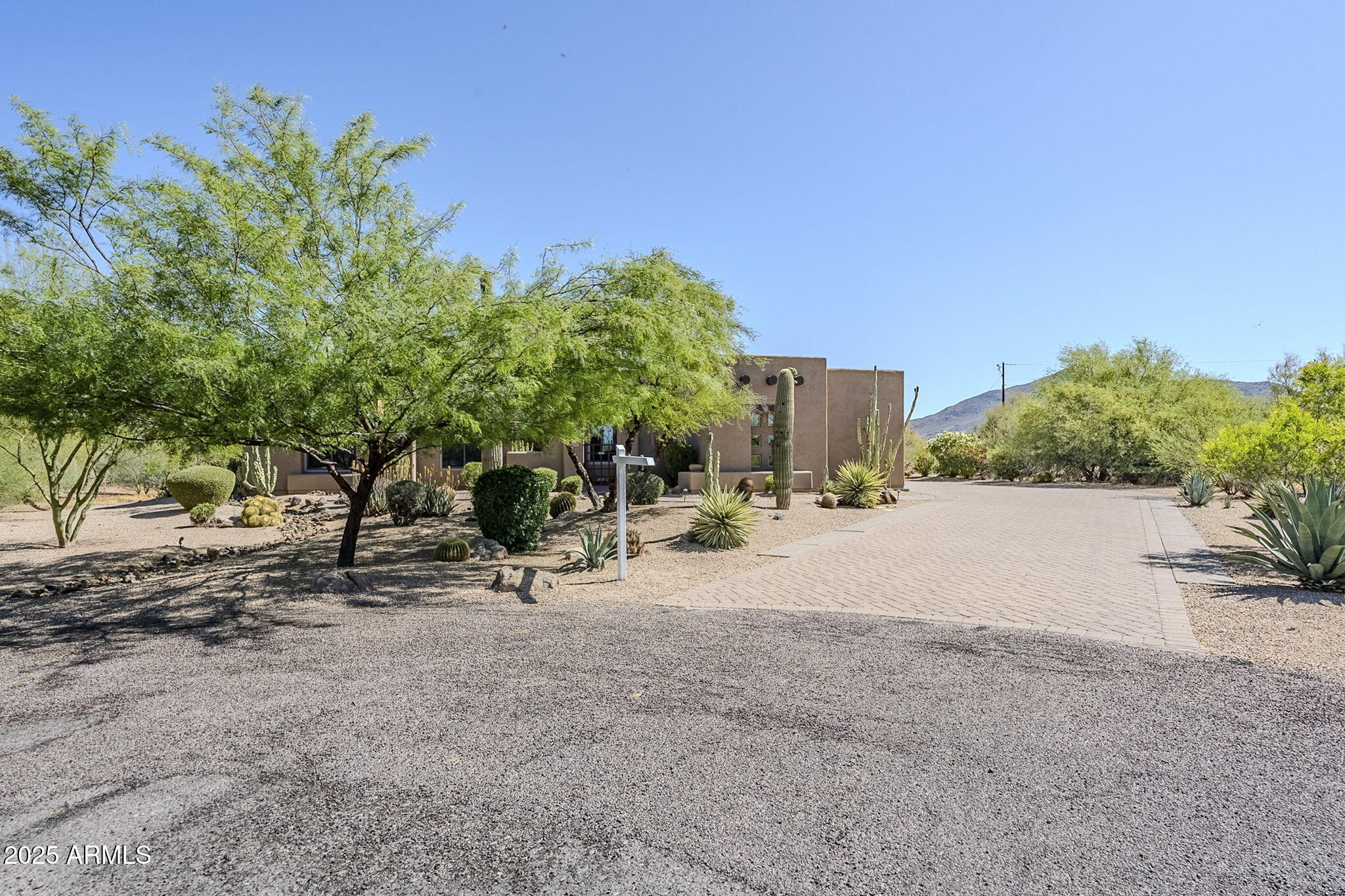 4772 E AGAVE Lane