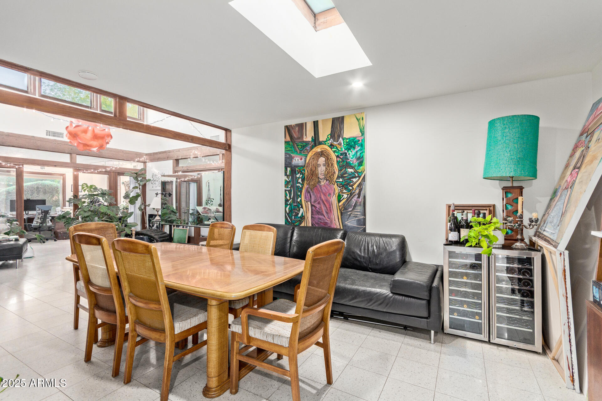 301 W ROYAL PALM Road
