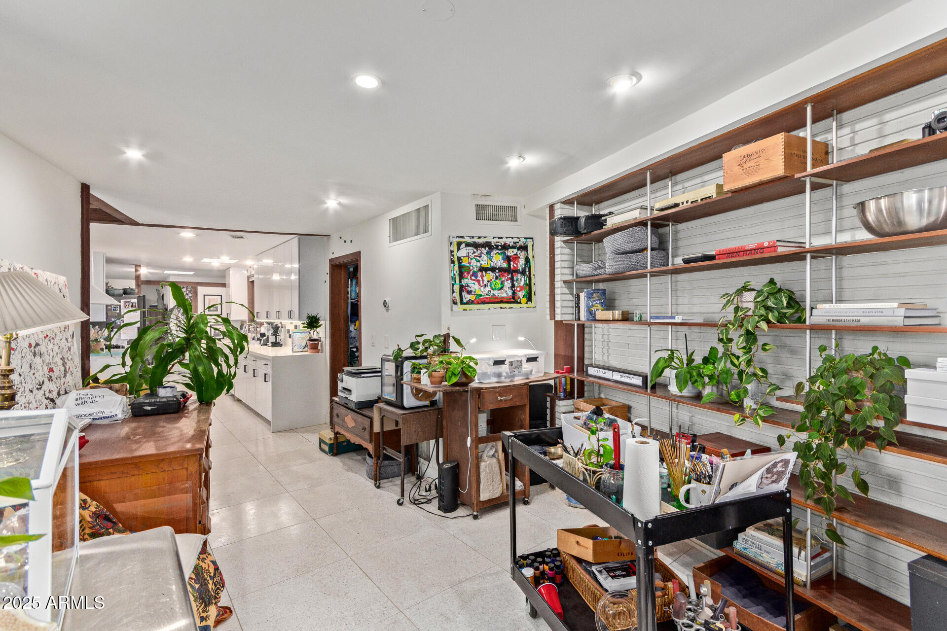 301 W ROYAL PALM Road