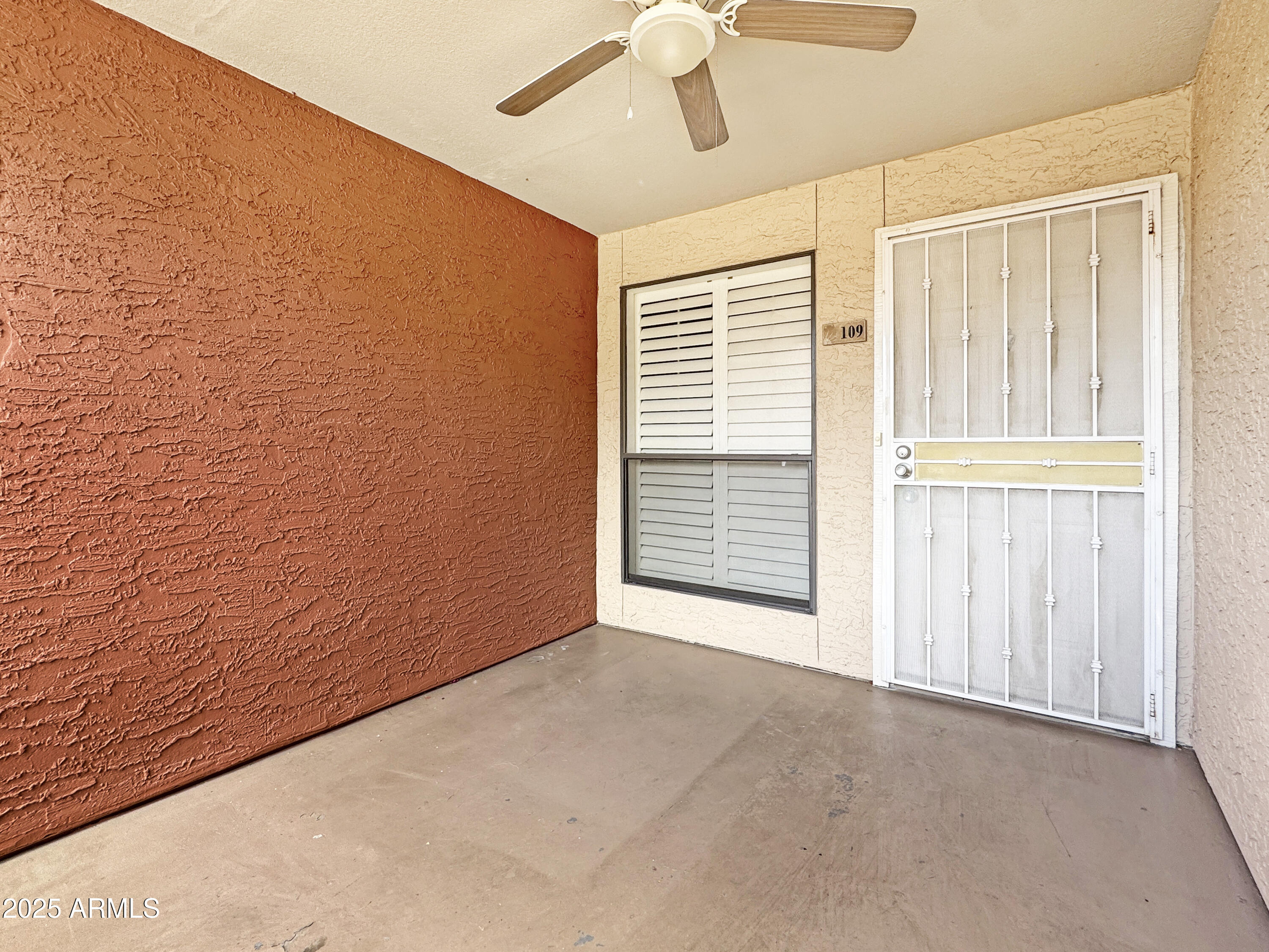 1340 N RECKER Road, 109