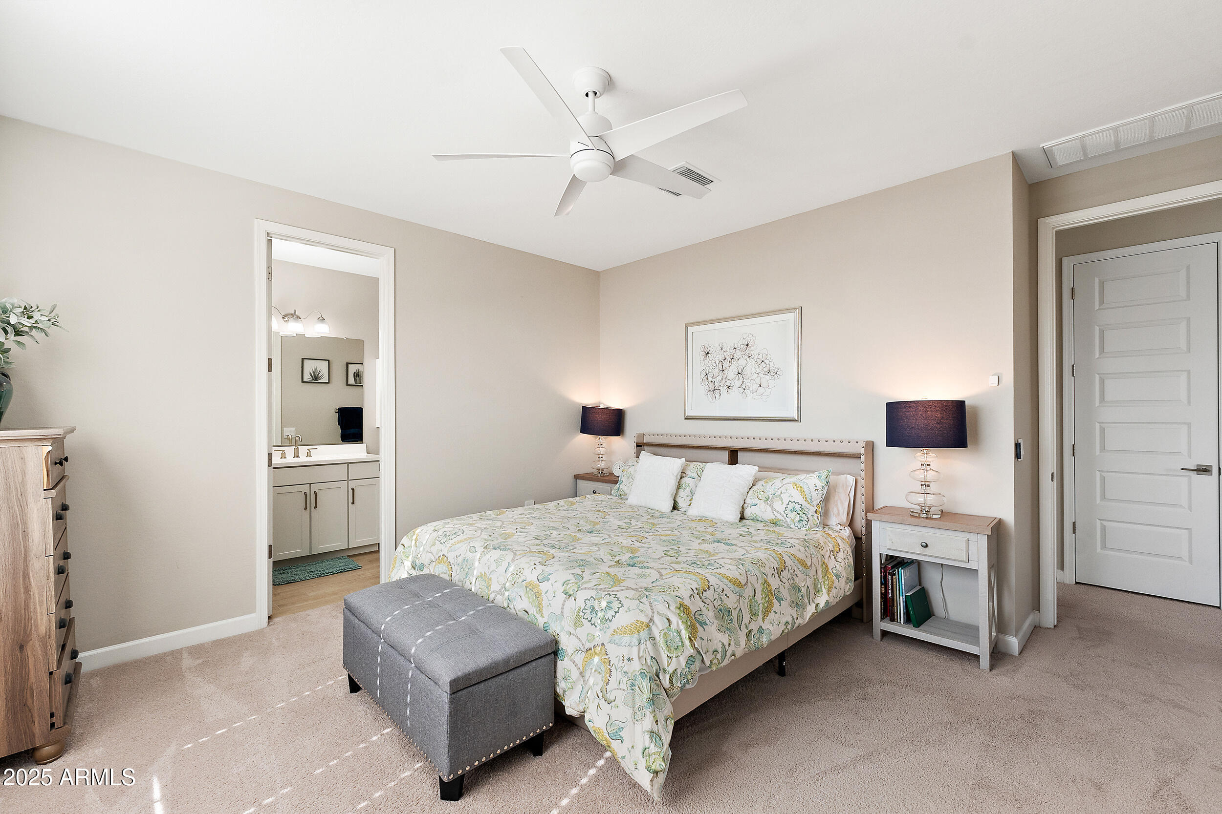 6028 E LONE CACTUS Drive