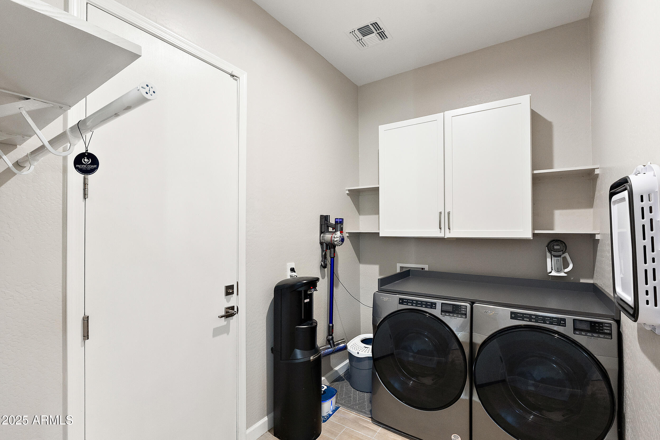 6028 E LONE CACTUS Drive