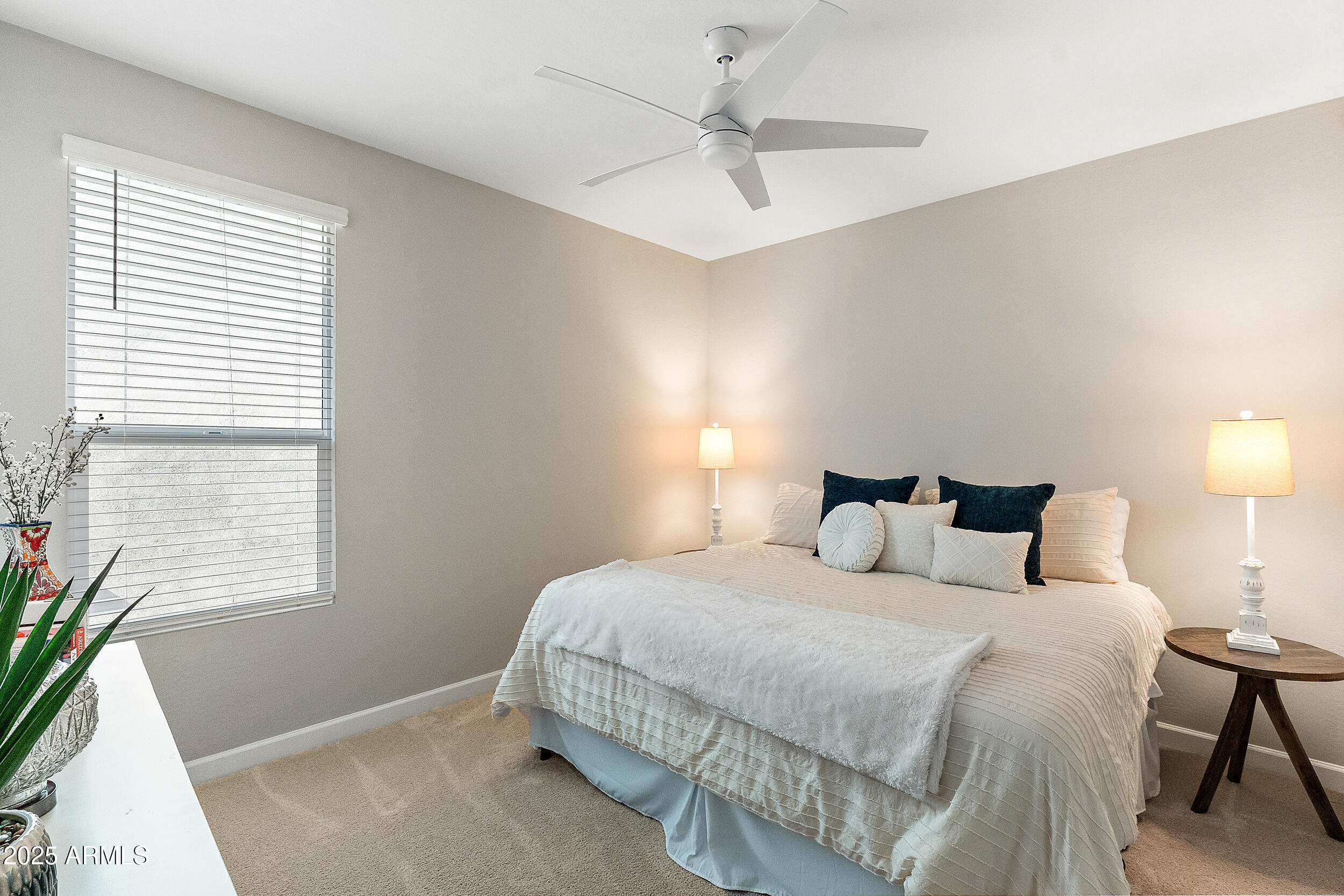 6028 E LONE CACTUS Drive