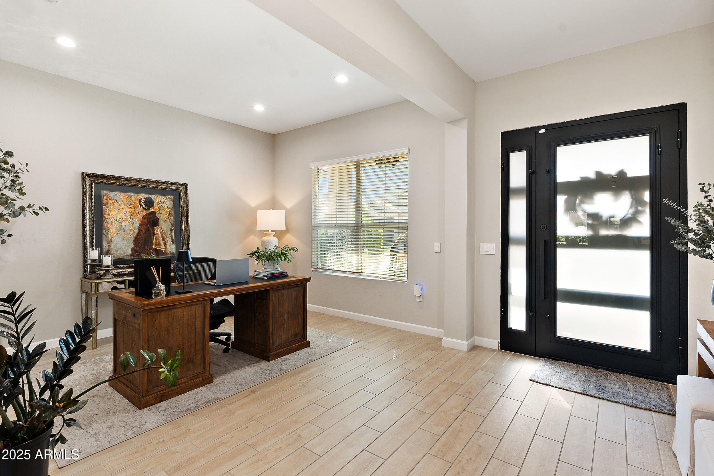 6028 E LONE CACTUS Drive