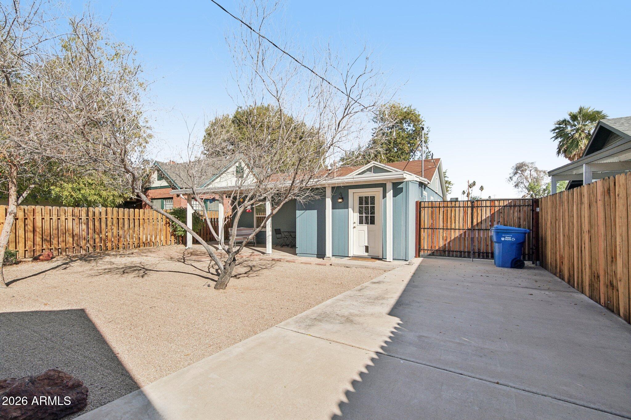 1838 N Mitchell Street