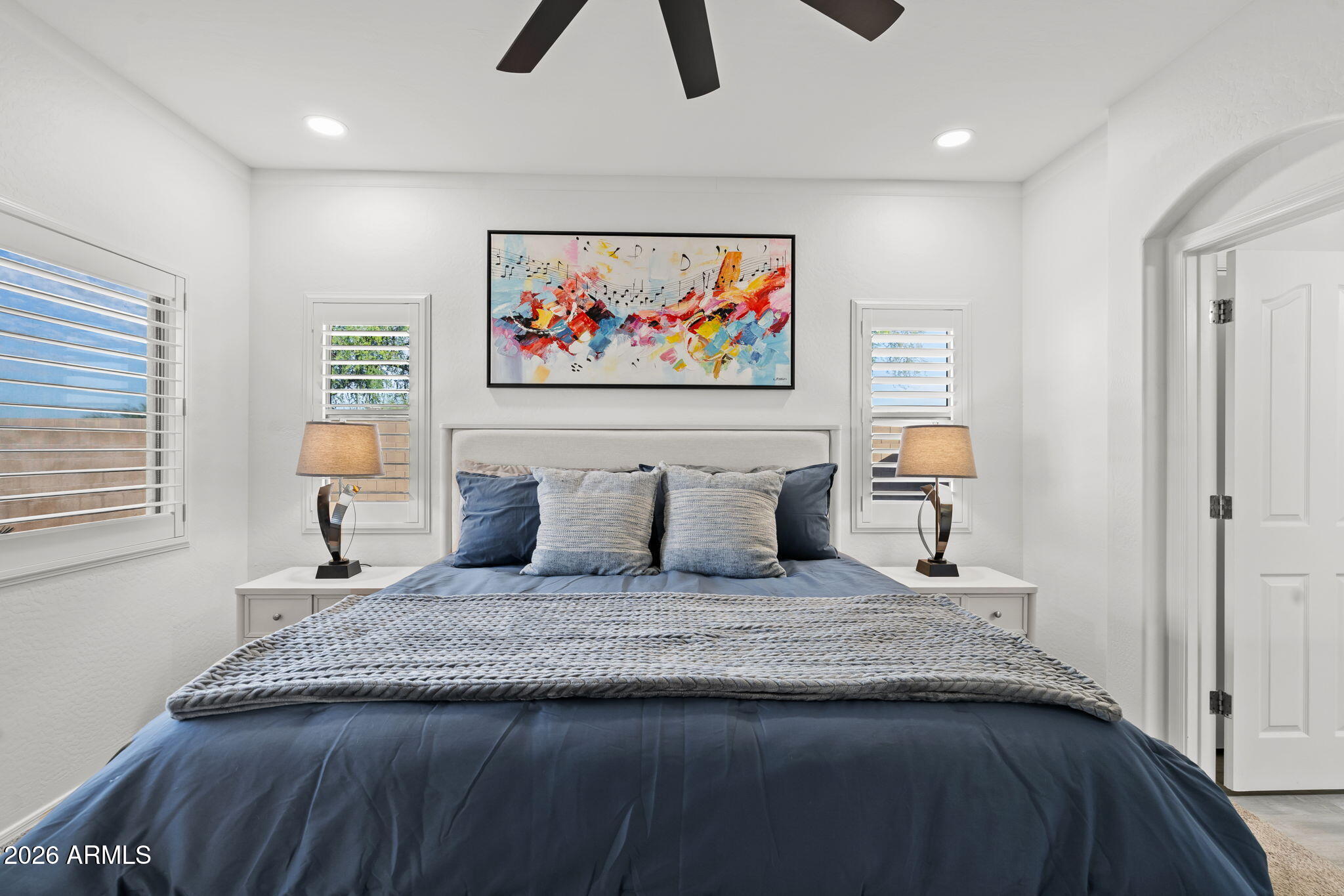 10152 E KNOWLES Avenue