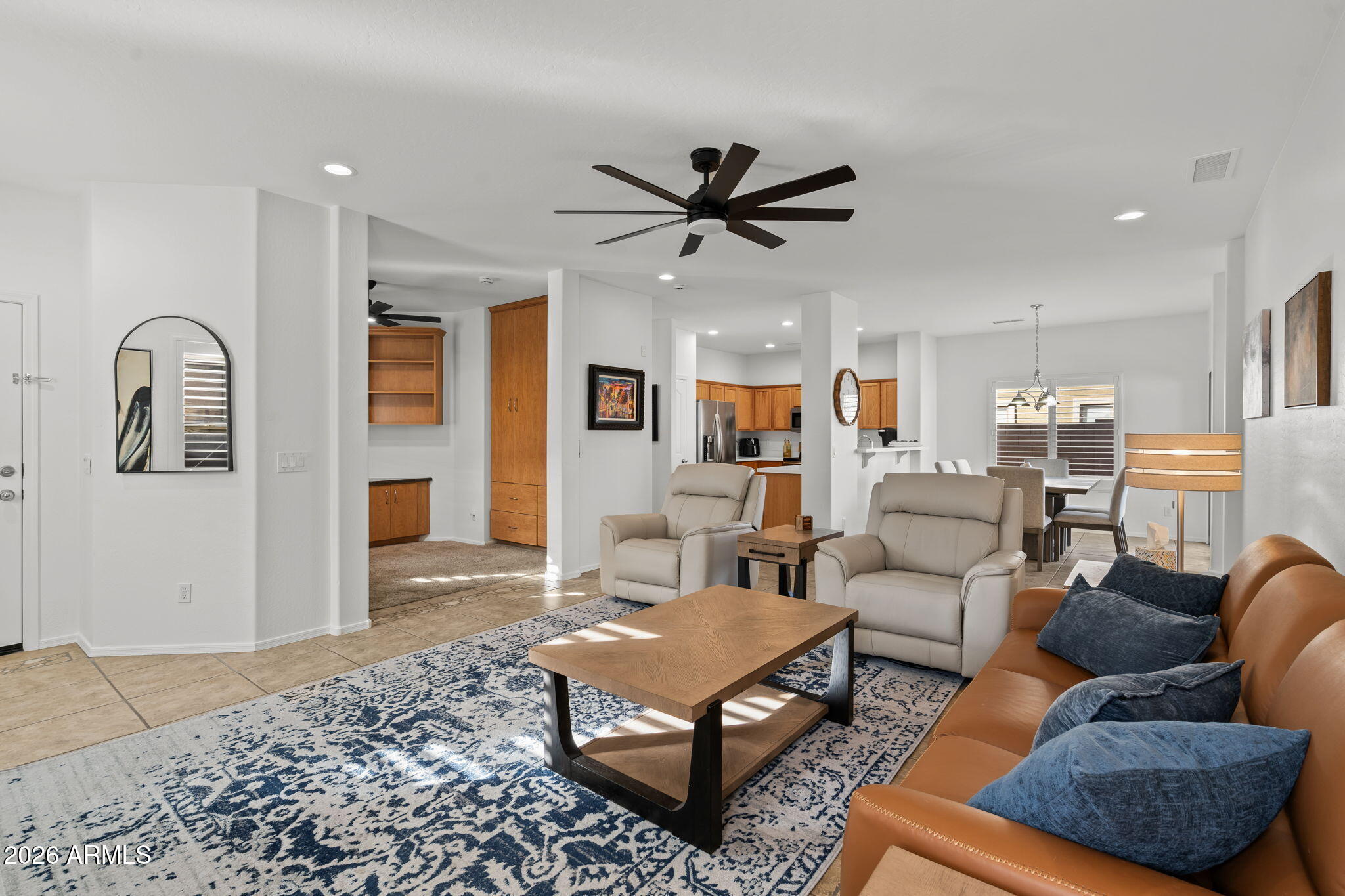 10152 E KNOWLES Avenue