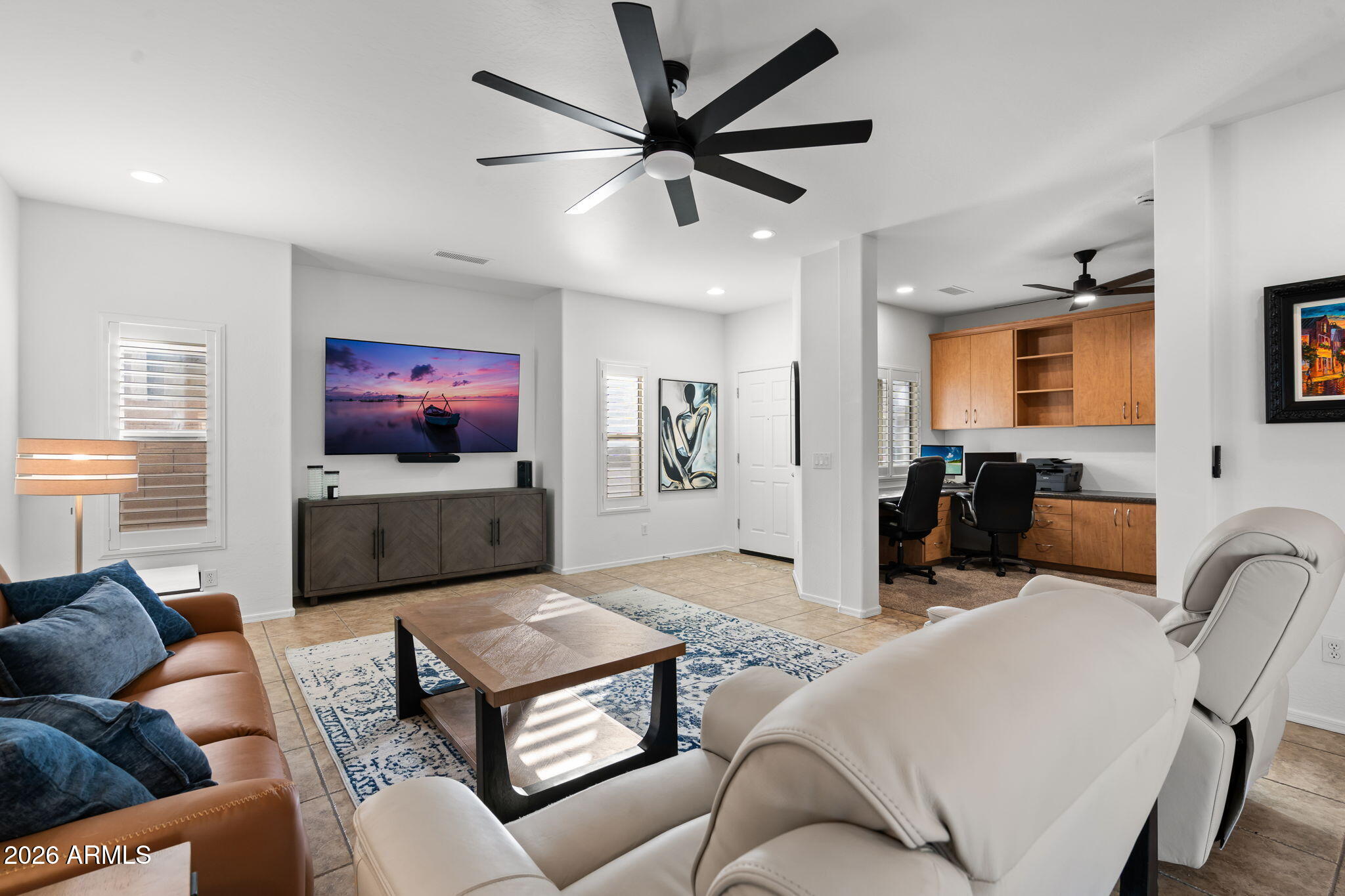 10152 E KNOWLES Avenue