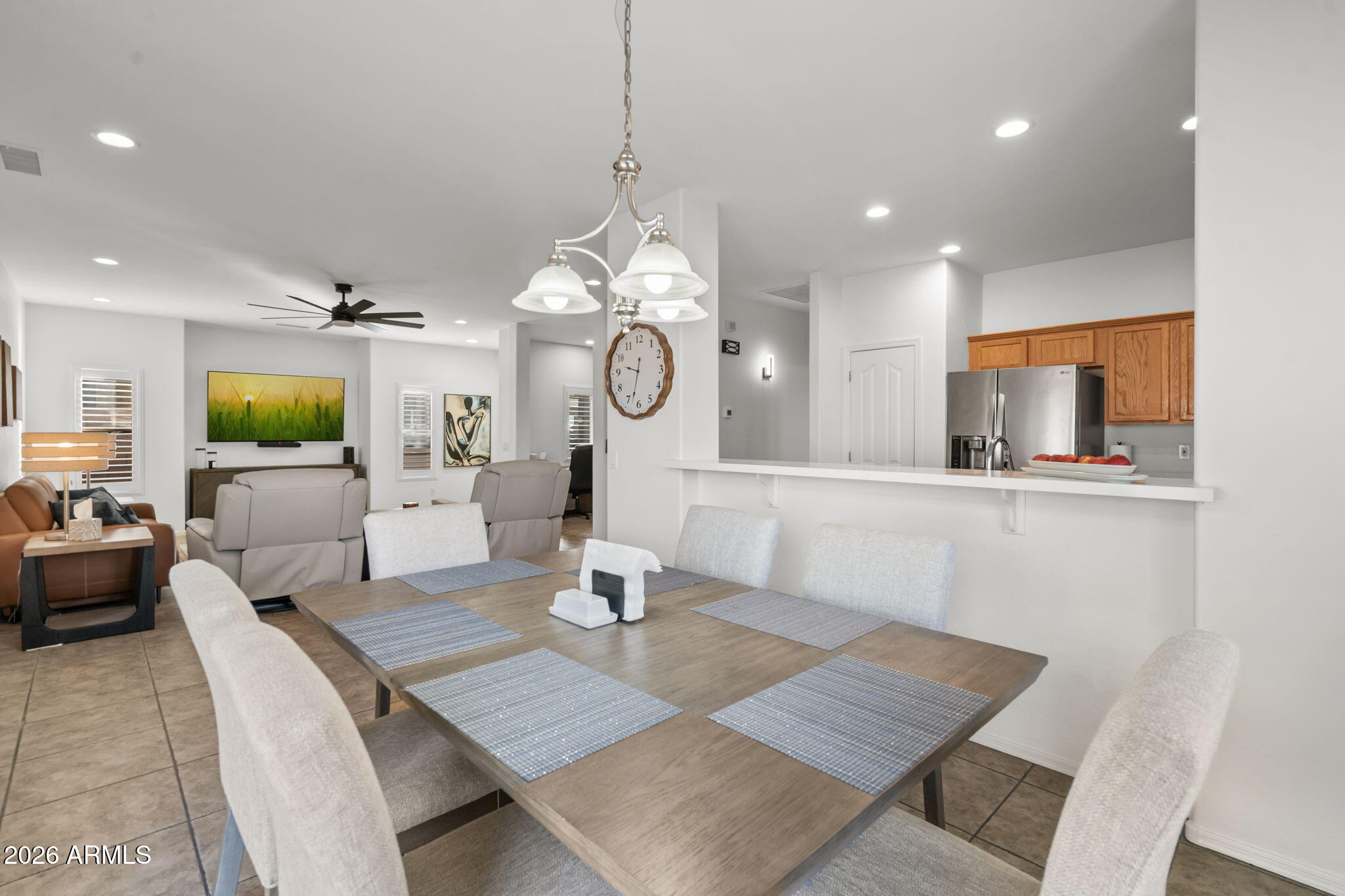 10152 E KNOWLES Avenue