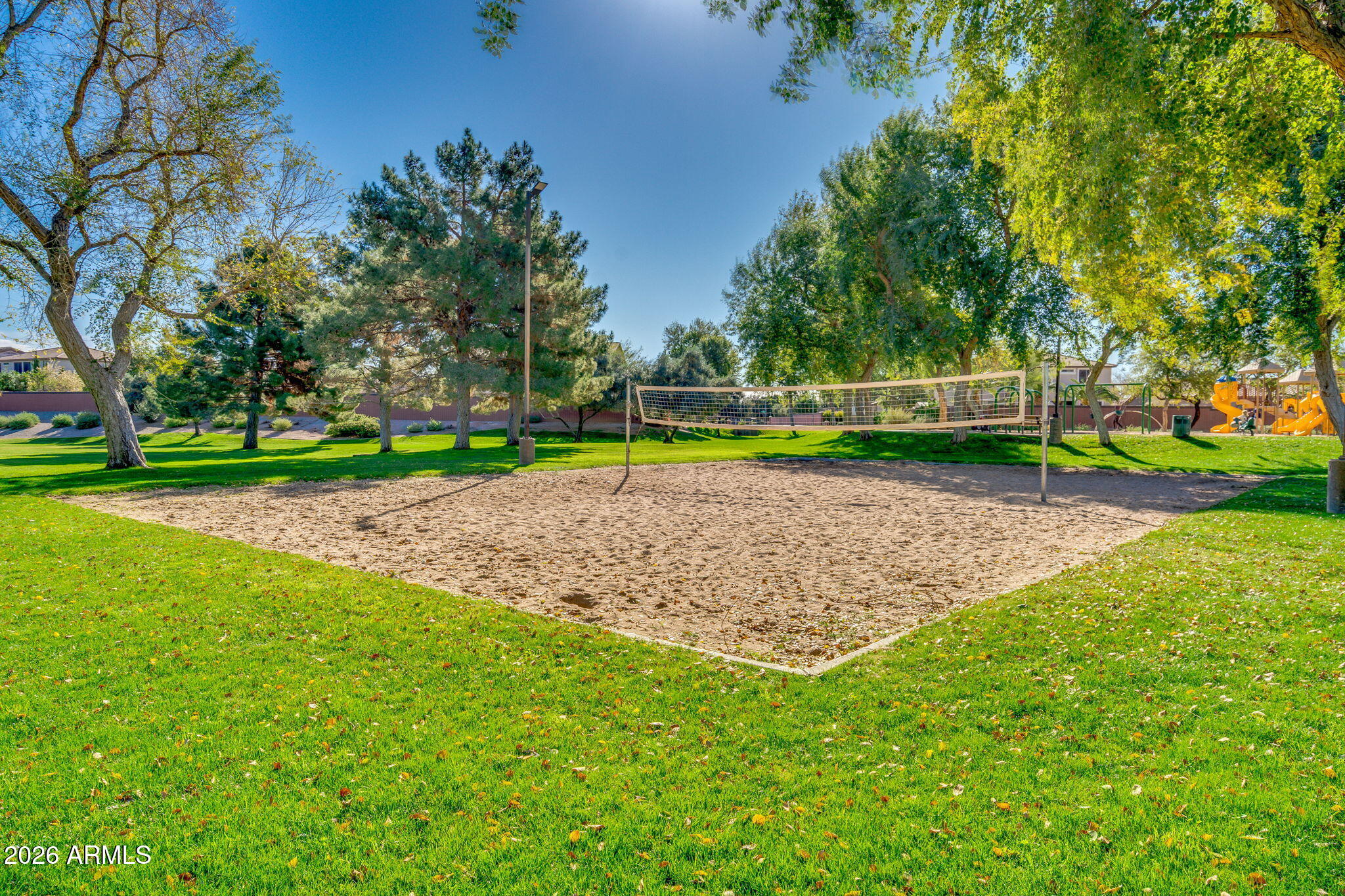 10152 E KNOWLES Avenue