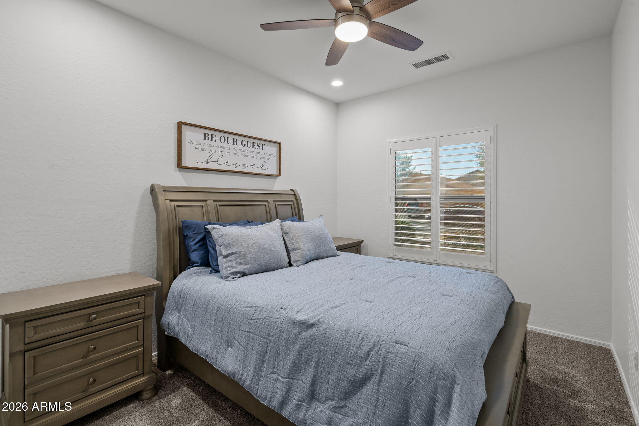 10152 E KNOWLES Avenue