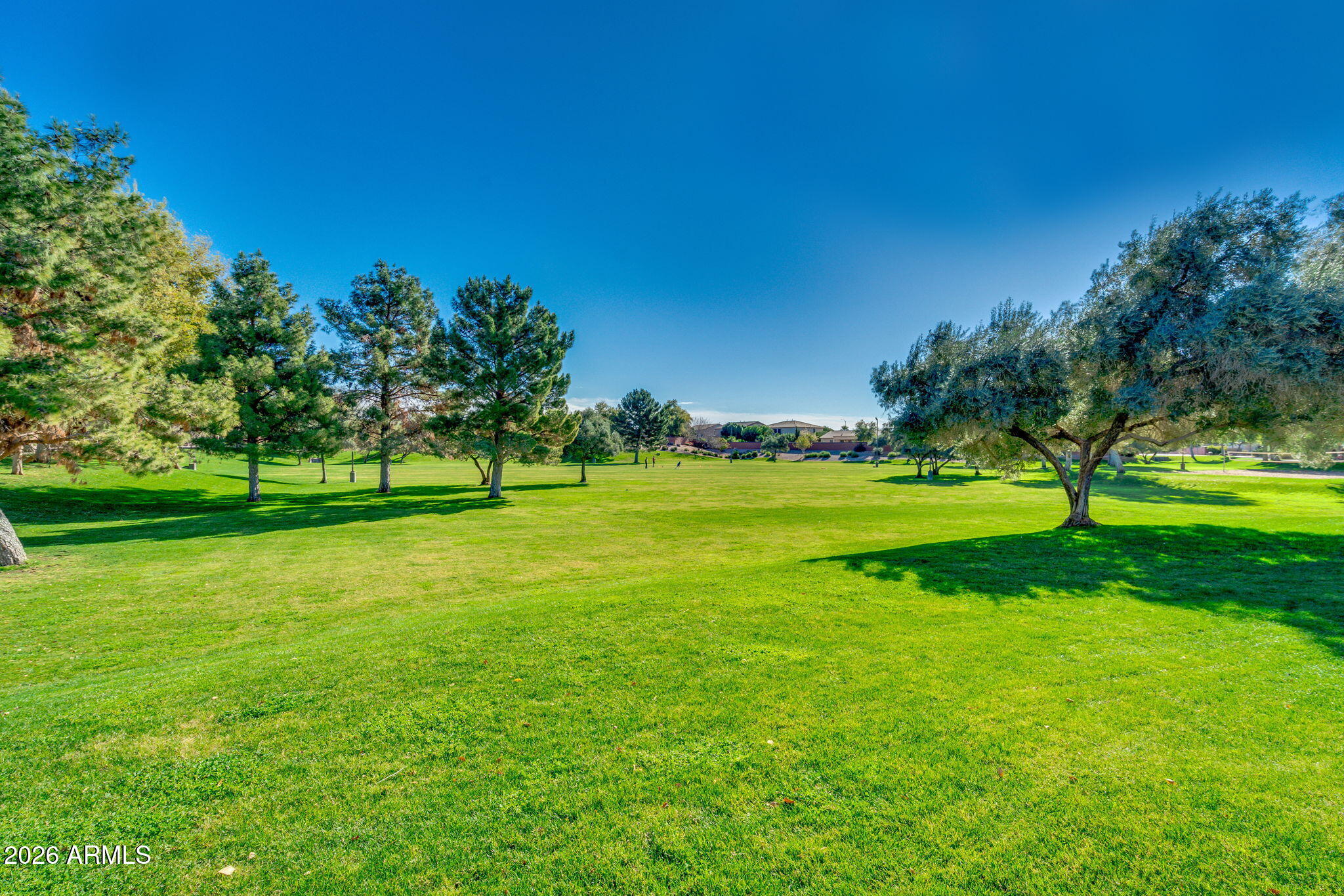 10152 E KNOWLES Avenue