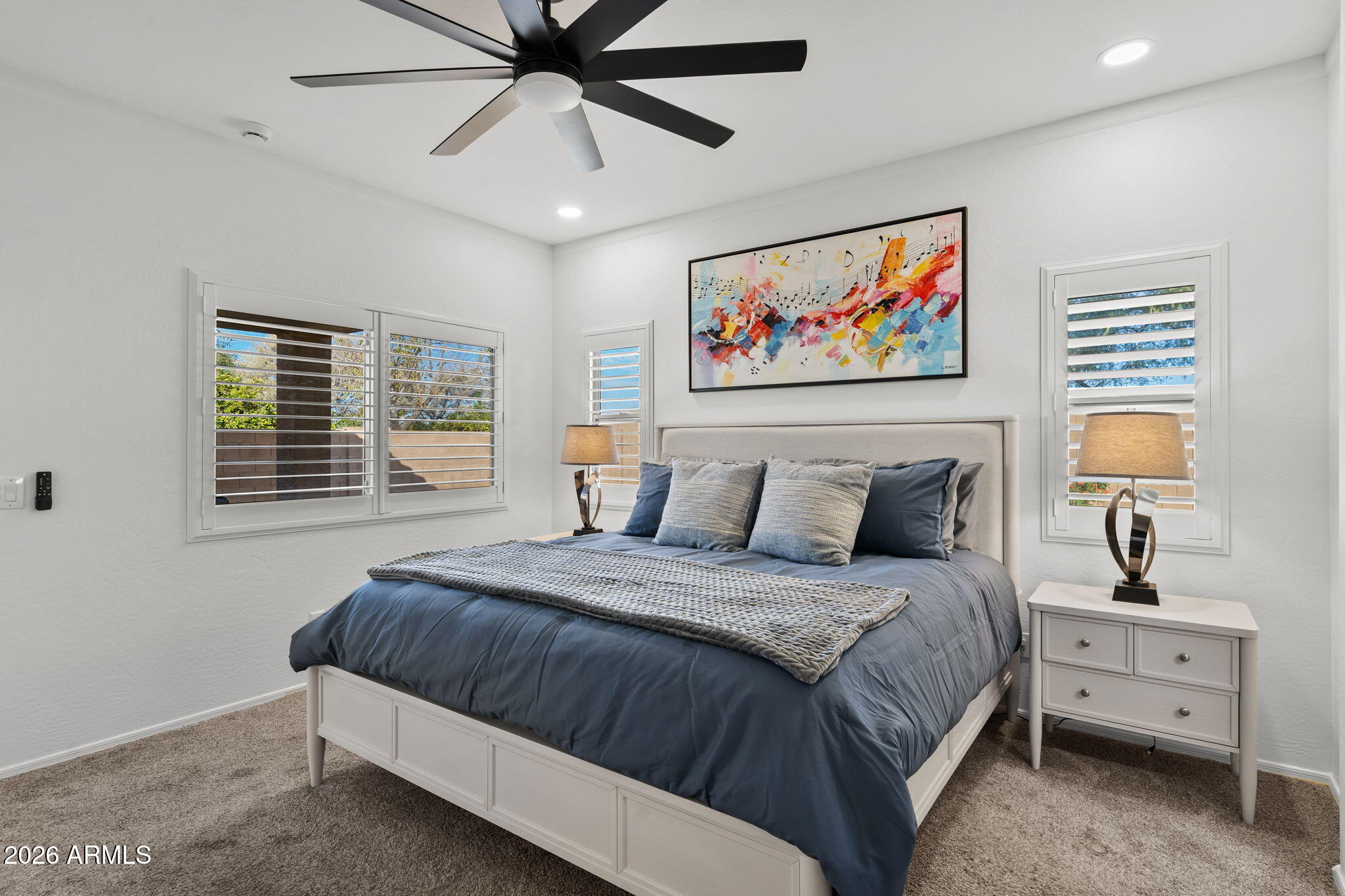 10152 E KNOWLES Avenue