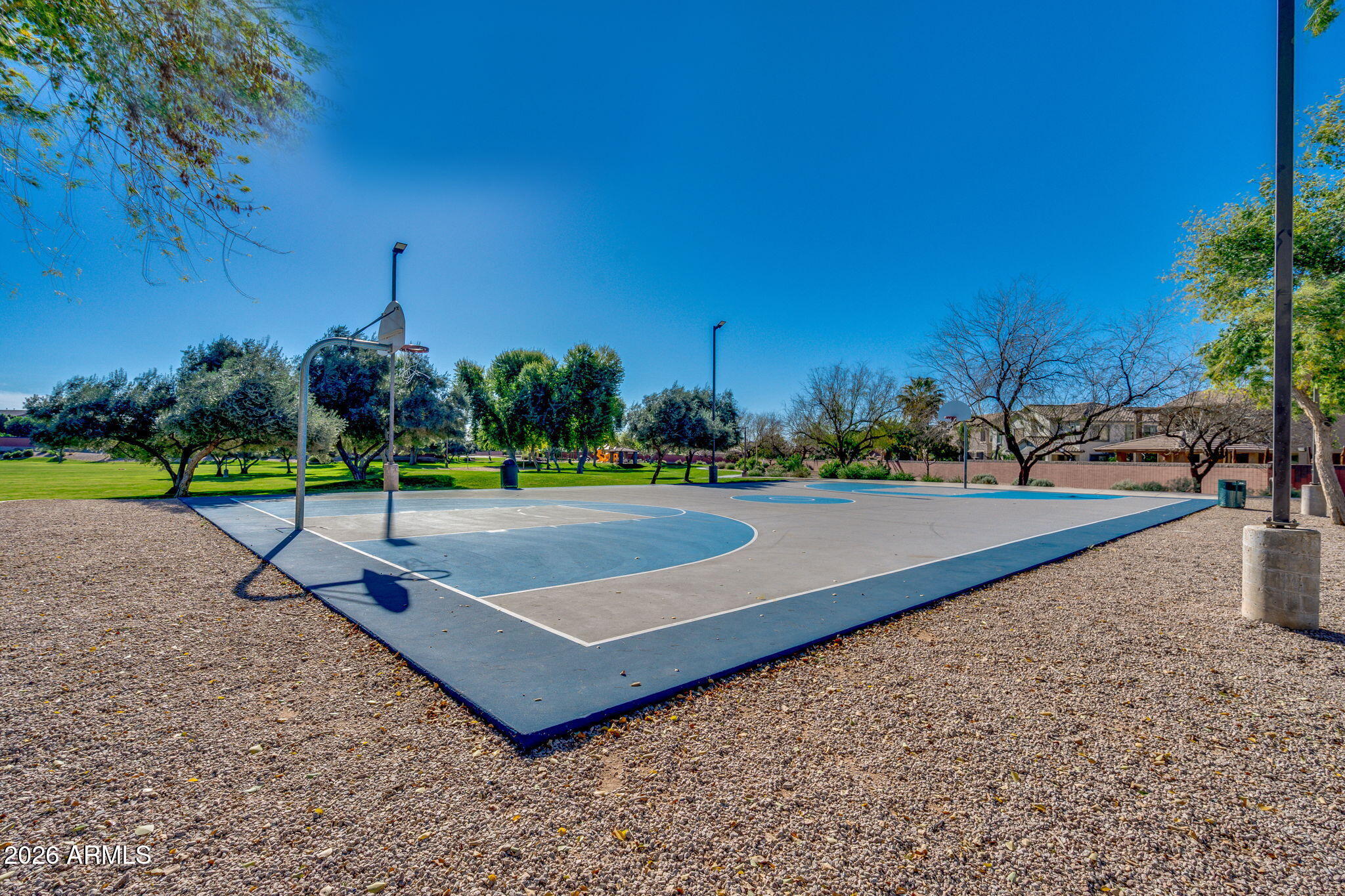 10152 E KNOWLES Avenue