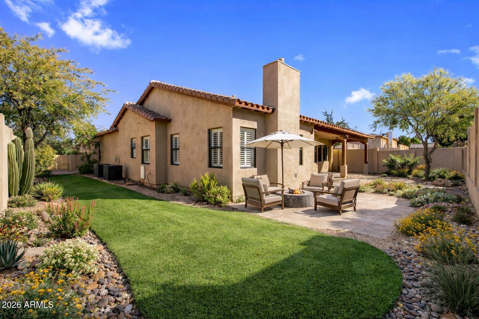 3215 E CONSTANCE Way