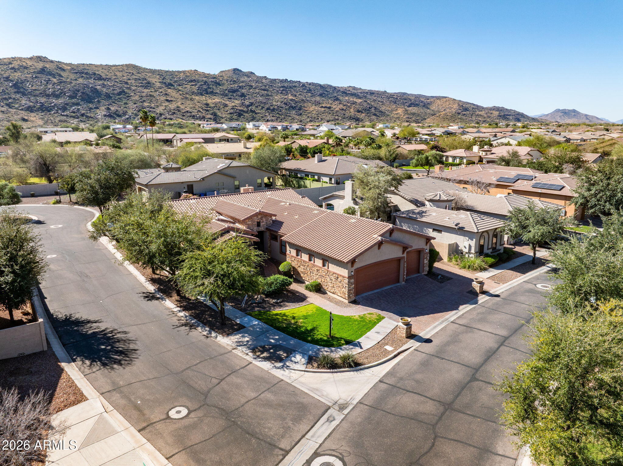 3215 E CONSTANCE Way