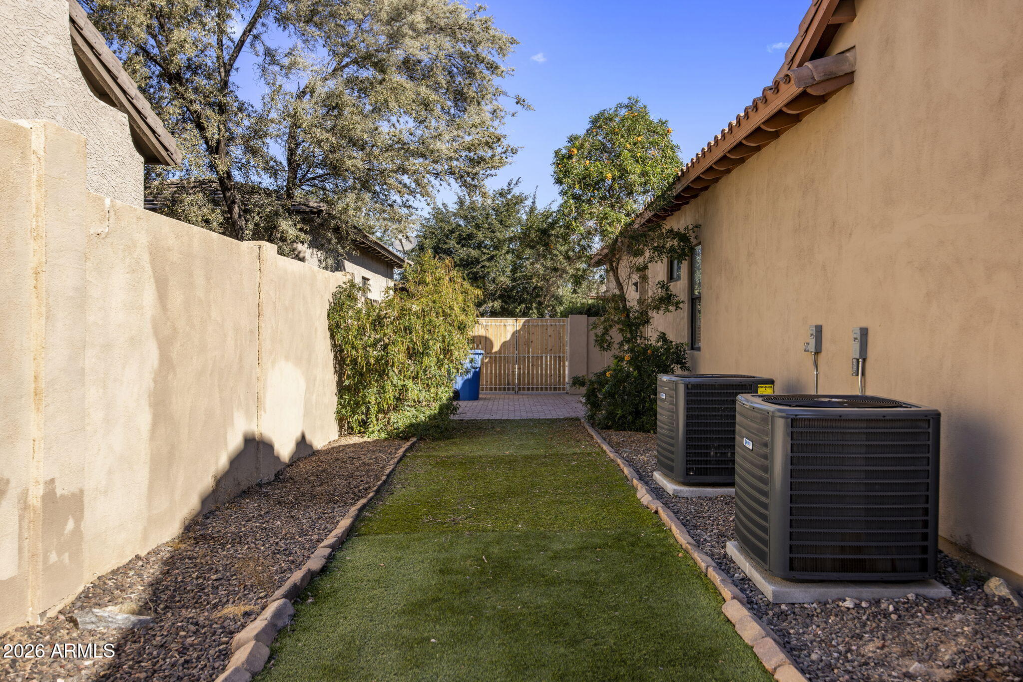 3215 E CONSTANCE Way