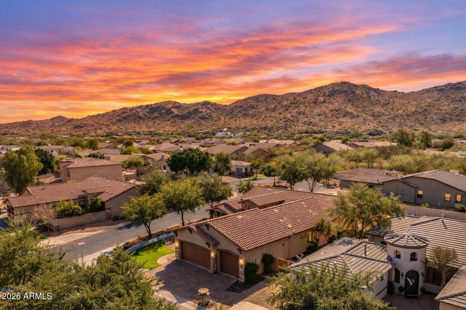 3215 E CONSTANCE Way