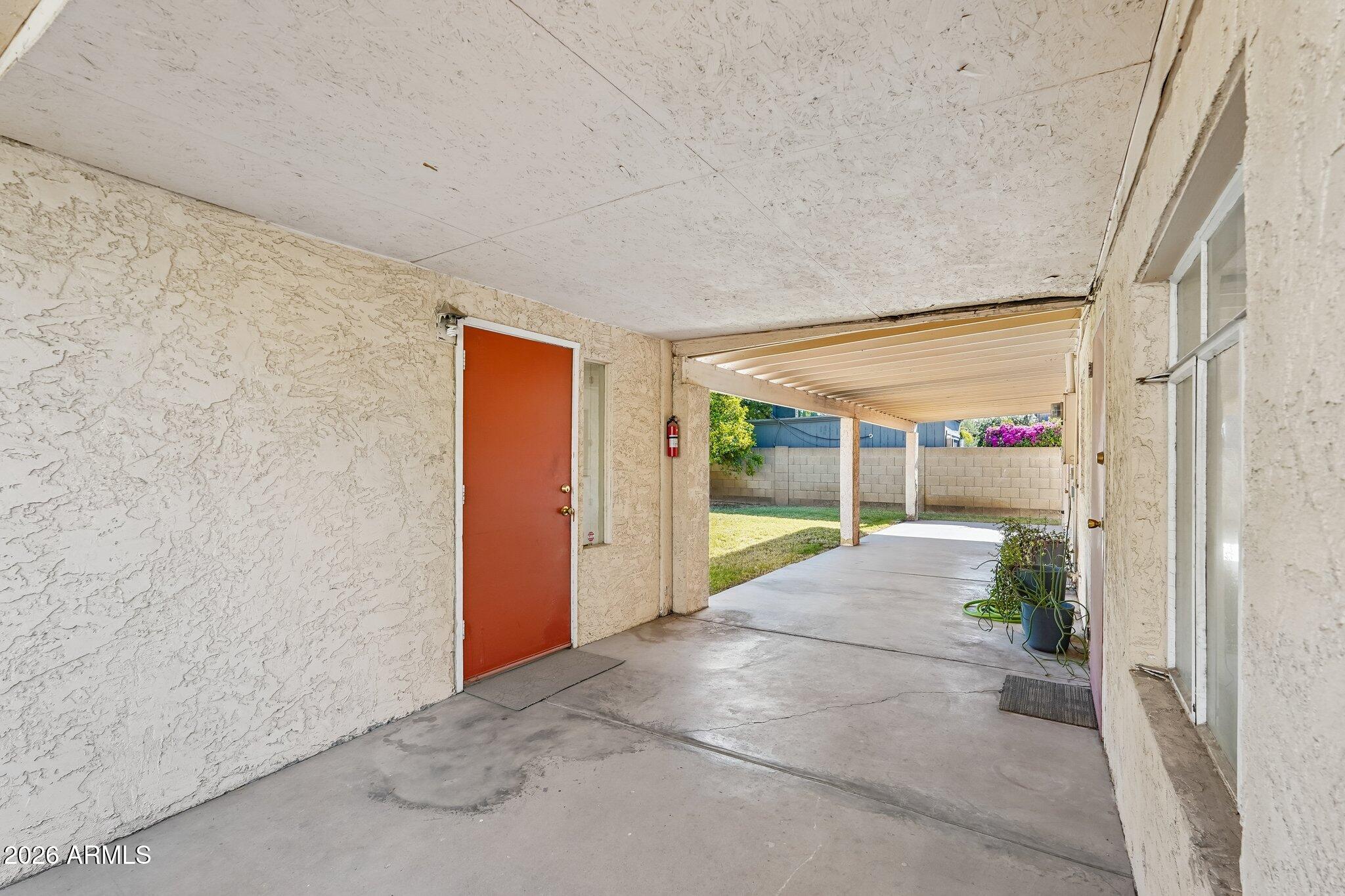37 W EDGEMONT Avenue