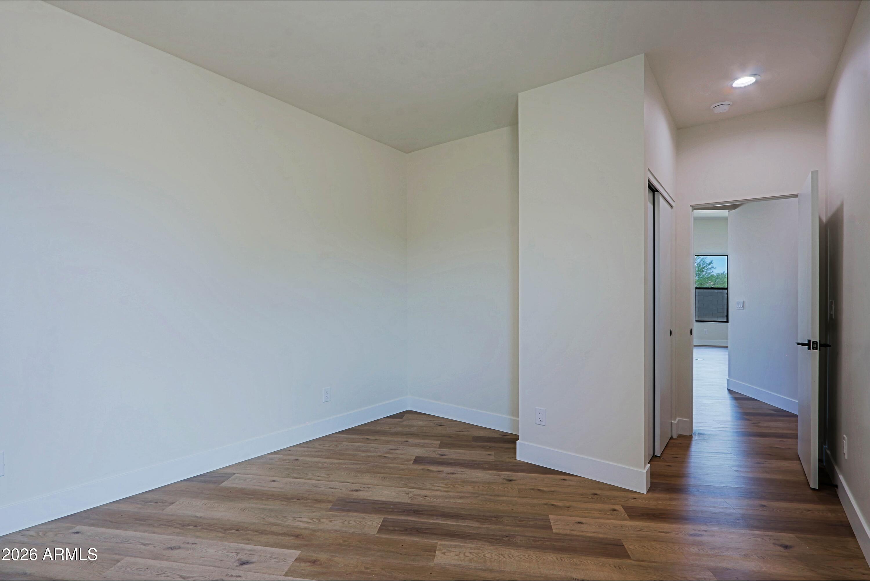 553 W CAVALRY Road