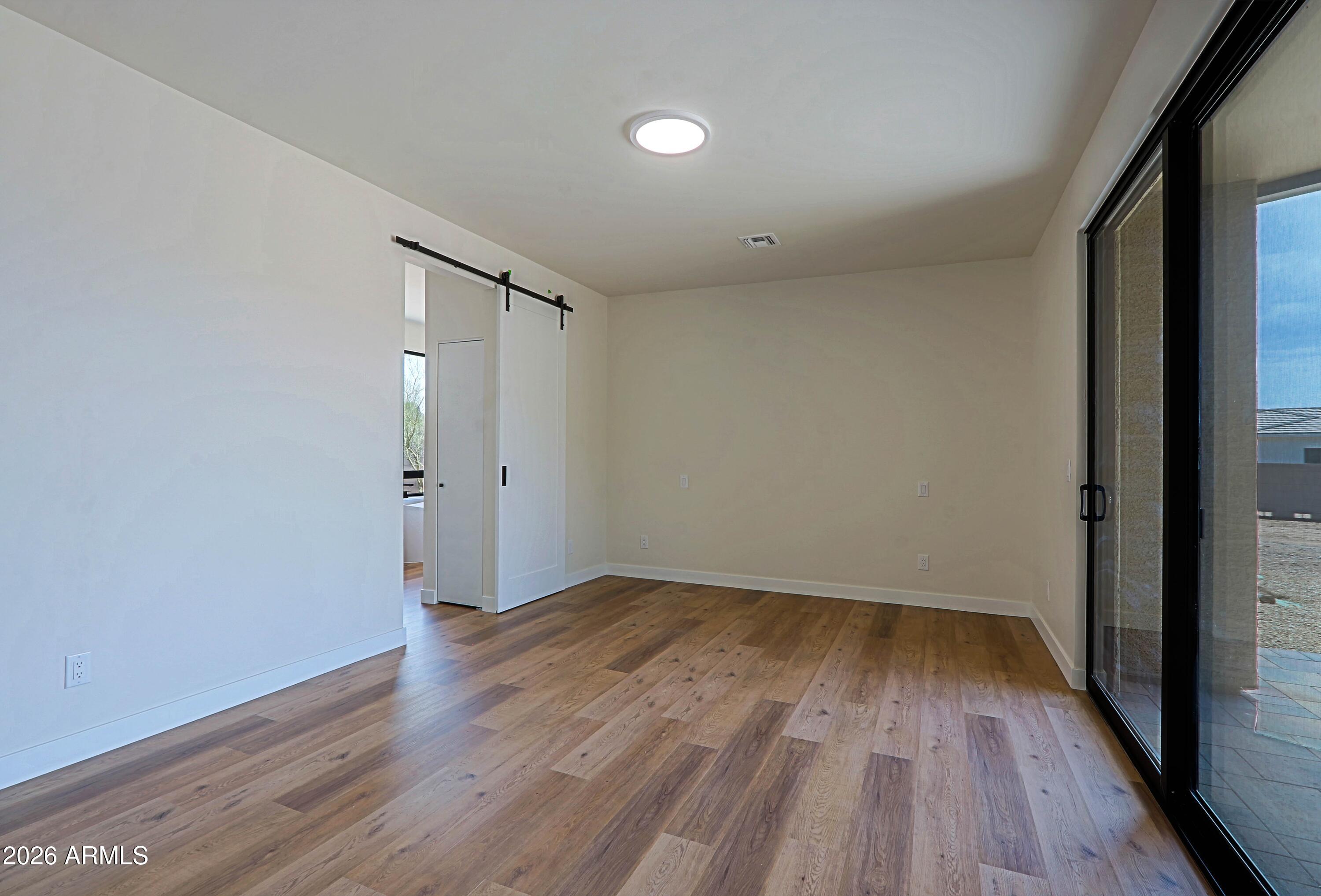 553 W CAVALRY Road