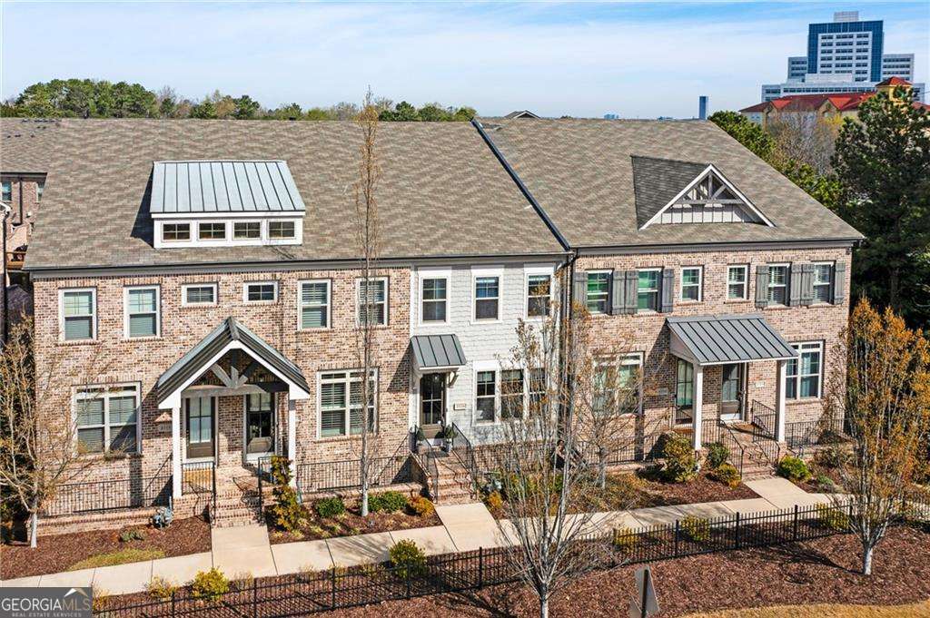 2326 Mclean Chase SE