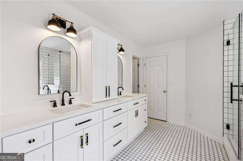 2508 Haddenham Lane SW