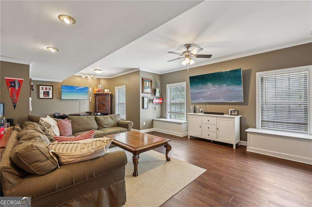 2508 Haddenham Lane SW