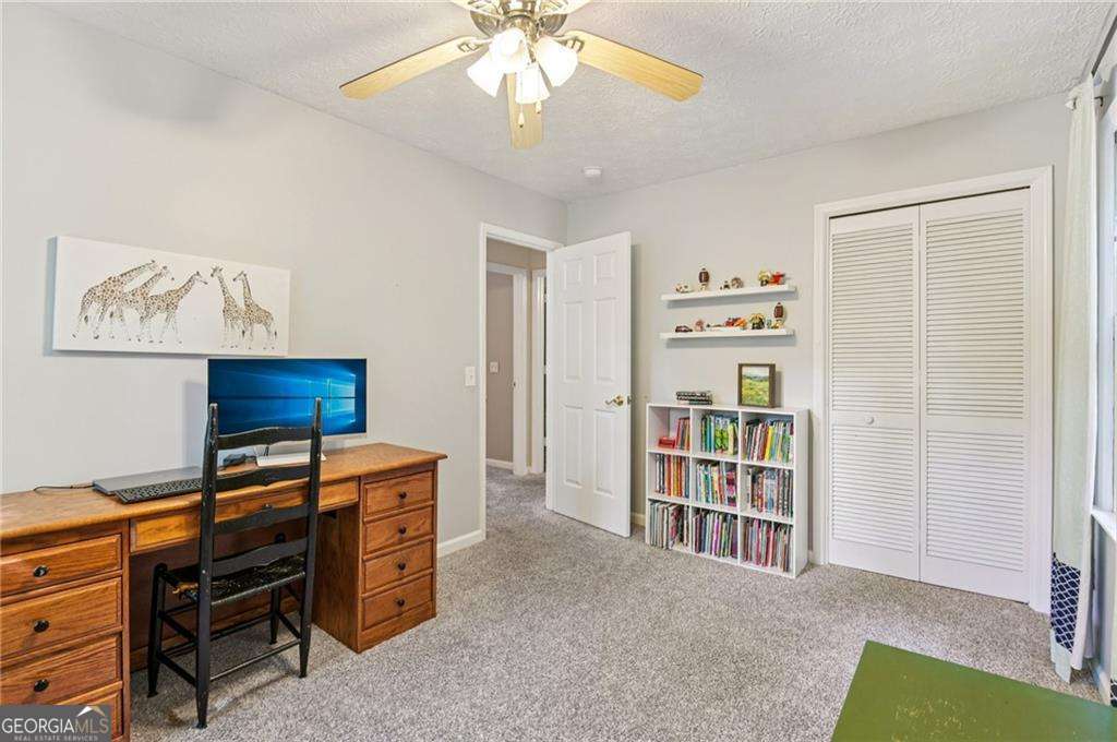 2418 Southern Oak Drive SW